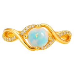 14k gold ring with opal cabochon