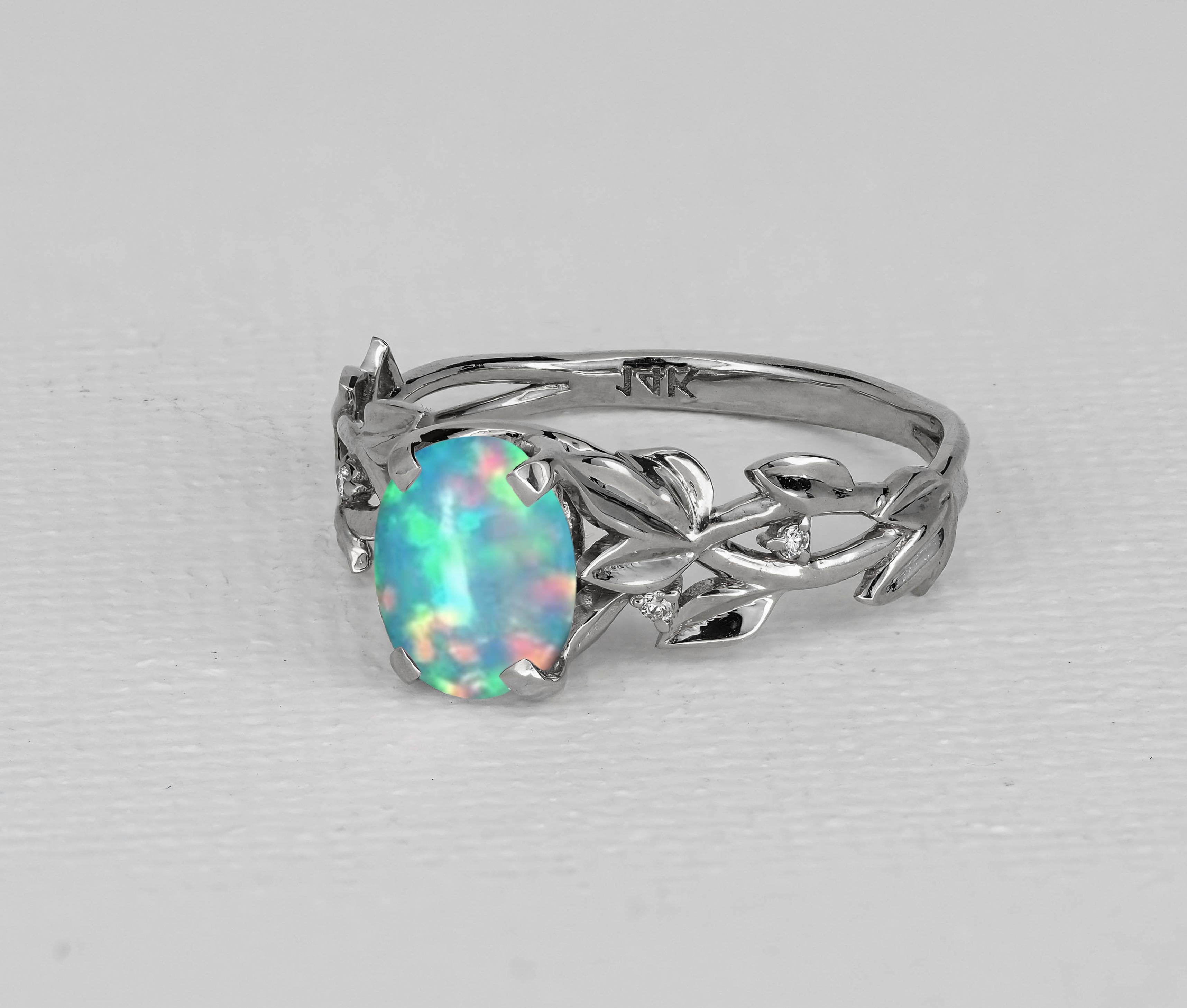14k gold ring with Opal.  In New Condition For Sale In Istanbul, TR