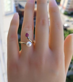 14k Gold Ring with Pearl, Ruby and Diamonds