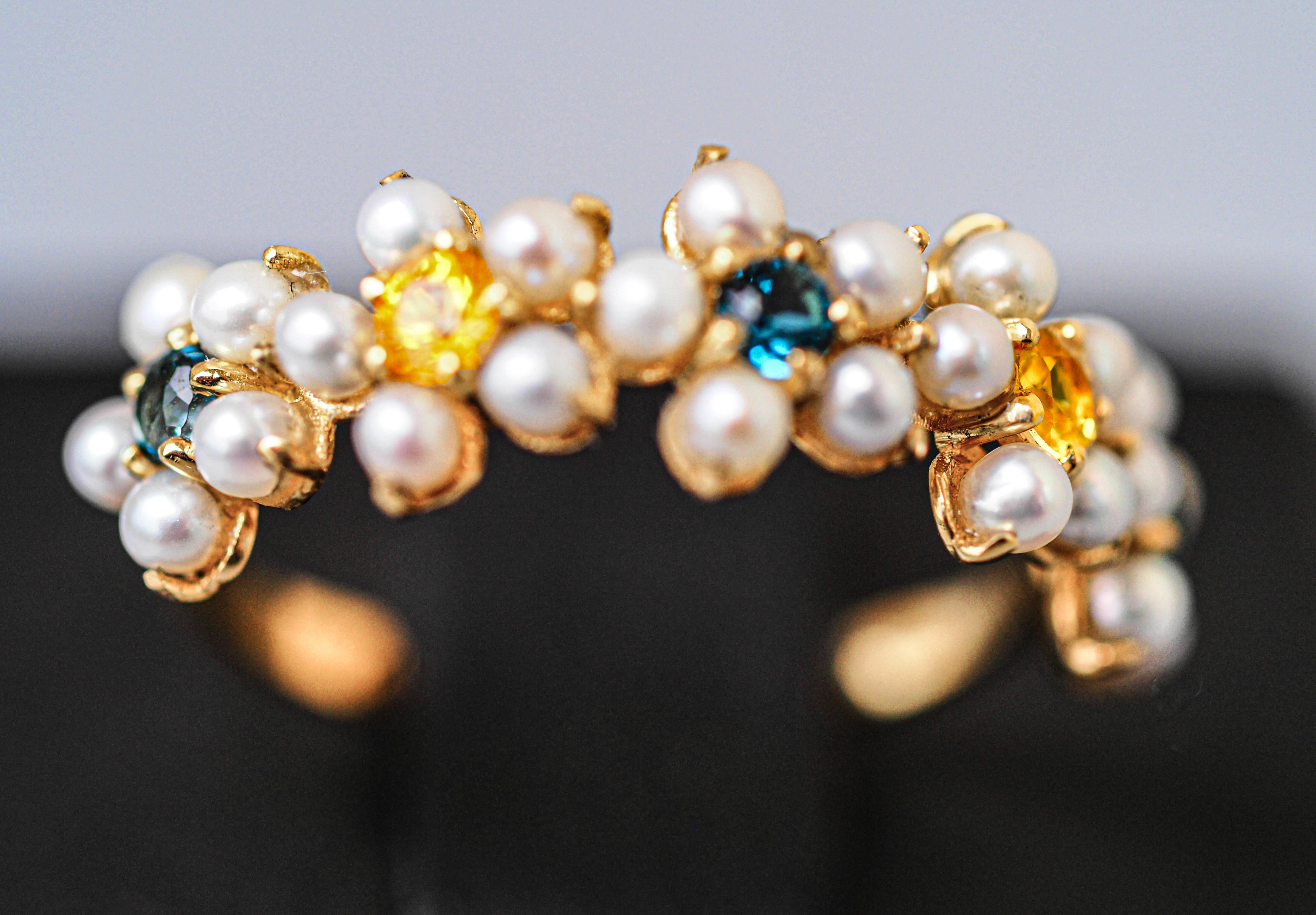 For Sale:  Flower ring with multicolor gemstones in 14k solid gold 16