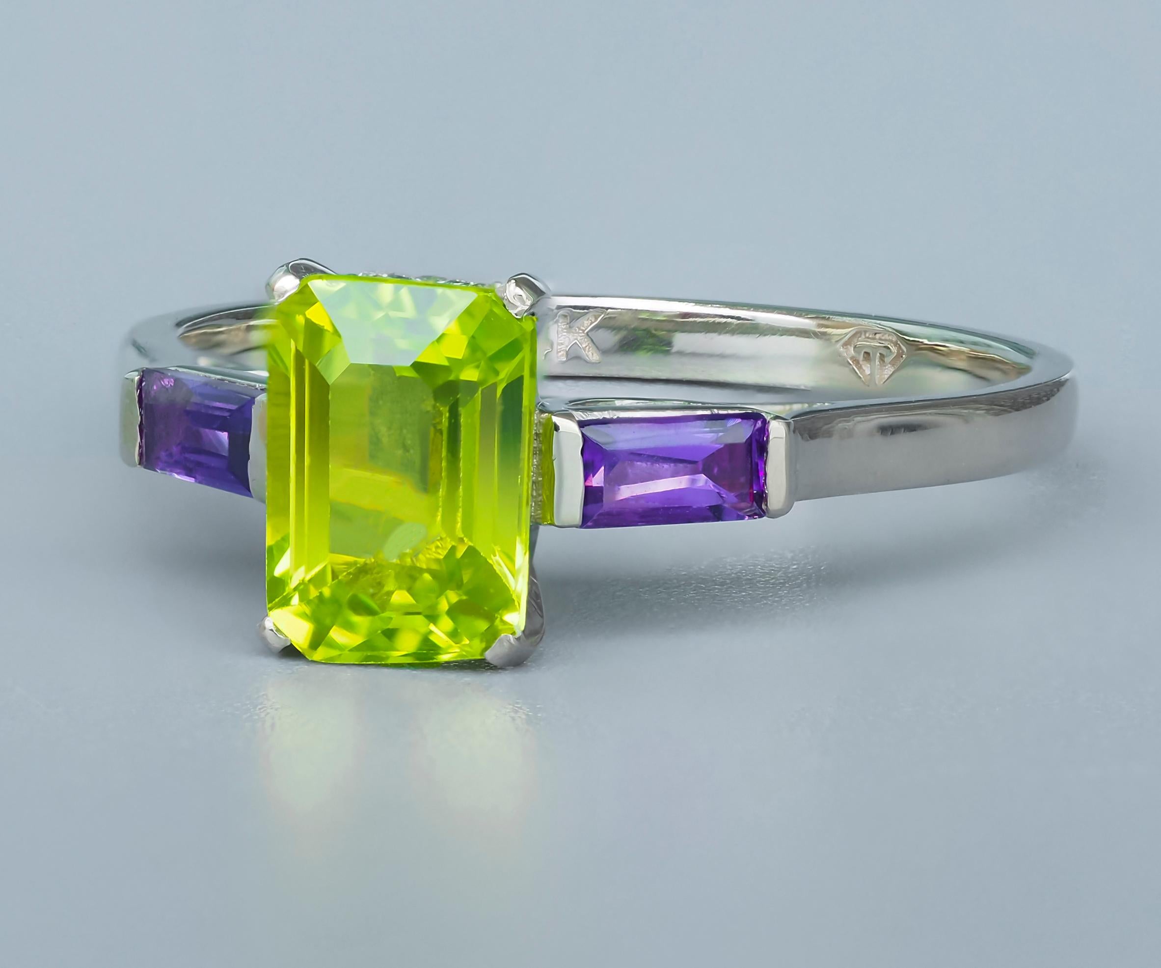 For Sale:  14k Gold Ring with Peridot and Amethyst 4