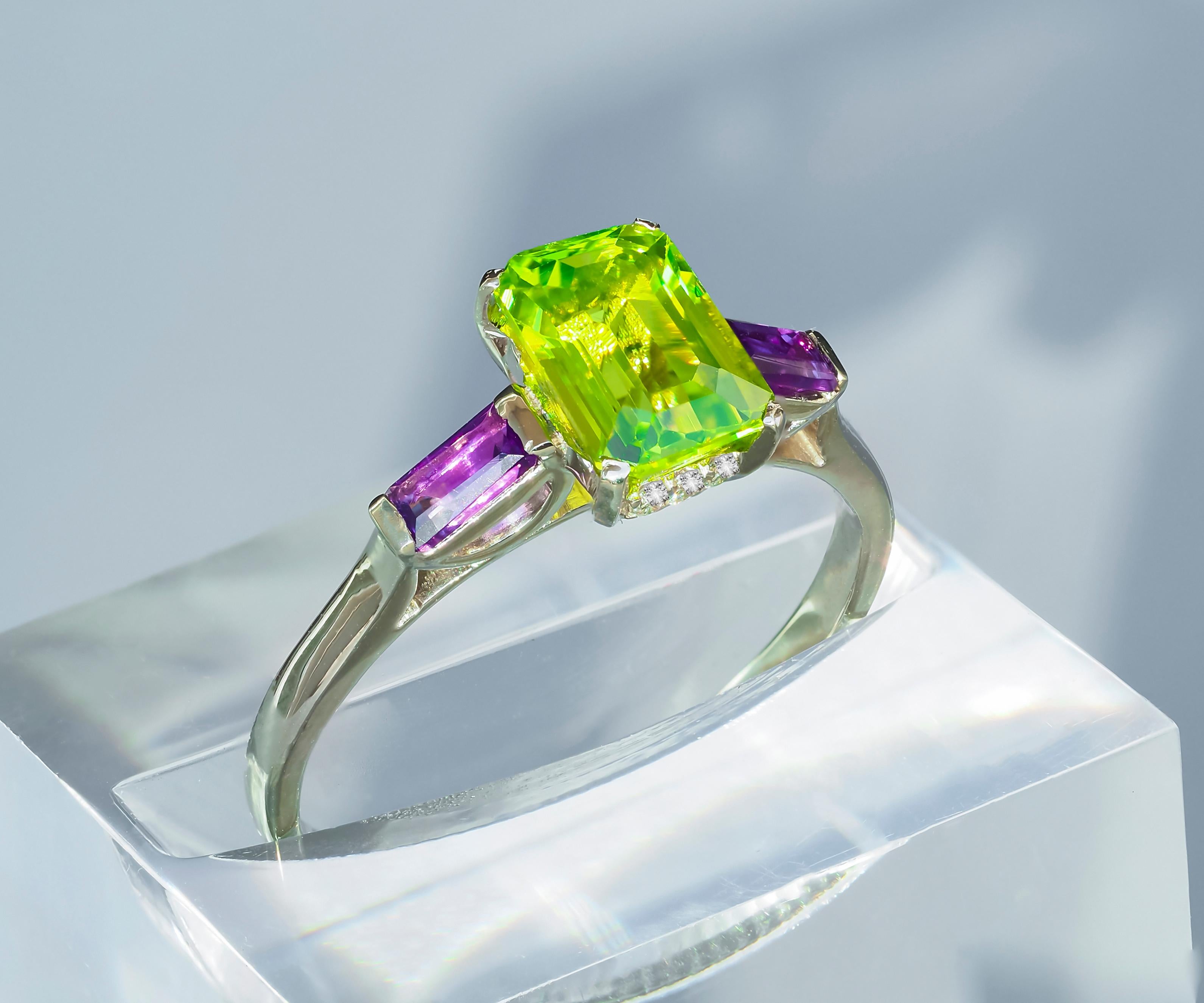 For Sale:  14k Gold Ring with Peridot and Amethyst 8