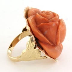 14k gold ring with rose-cut coral - 15.4 grams - ring size U.S. 4.75 - EU. 15.5