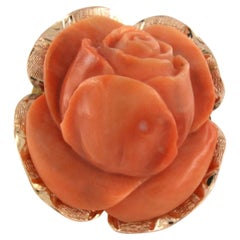 14k gold ring with rose-cut coral - 15.4 grams - ring size U.S. 4.75 - EU. 15.5