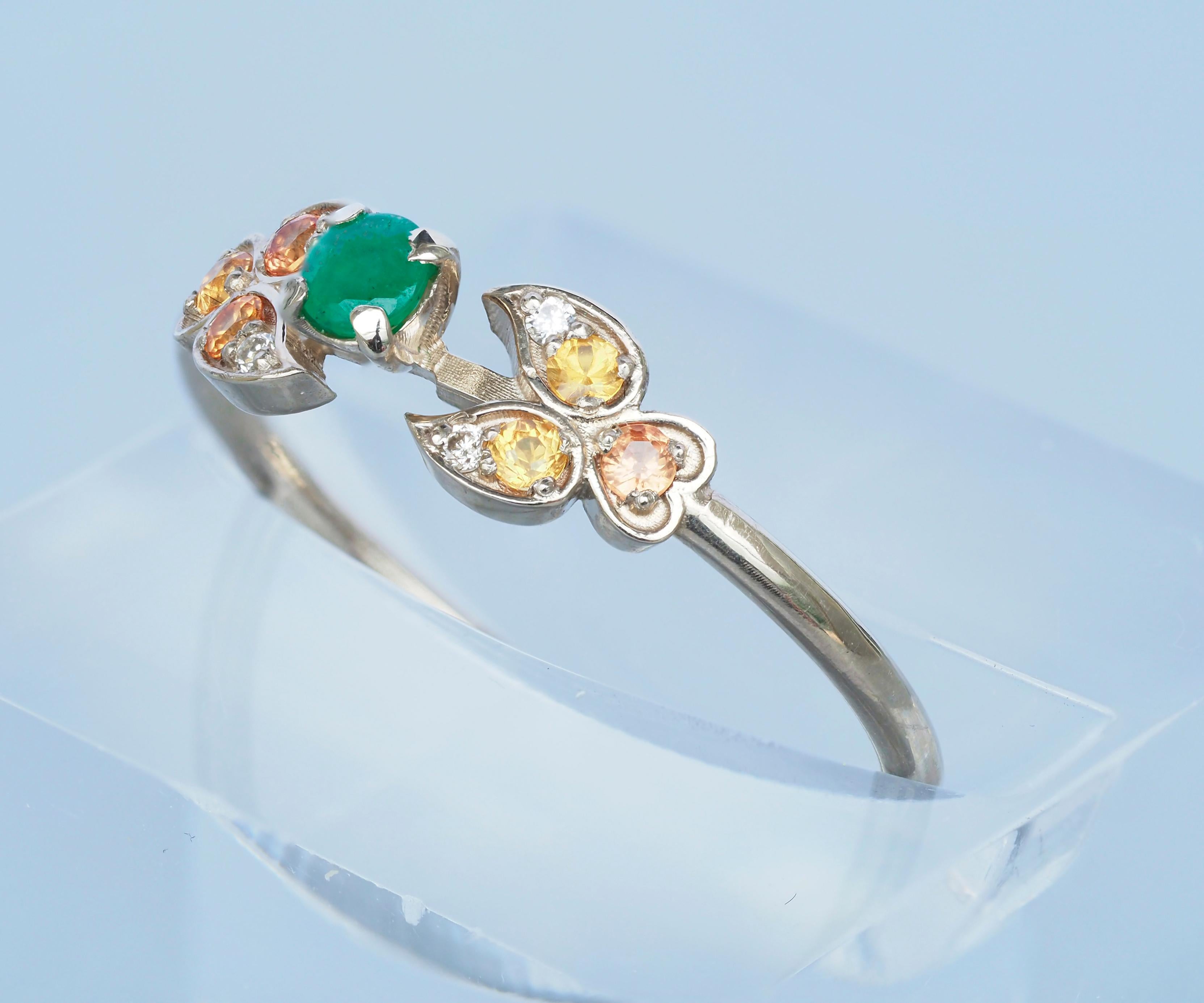 14k Gold Ring with Round Emerald, Diamonds and Sapphires For Sale 1
