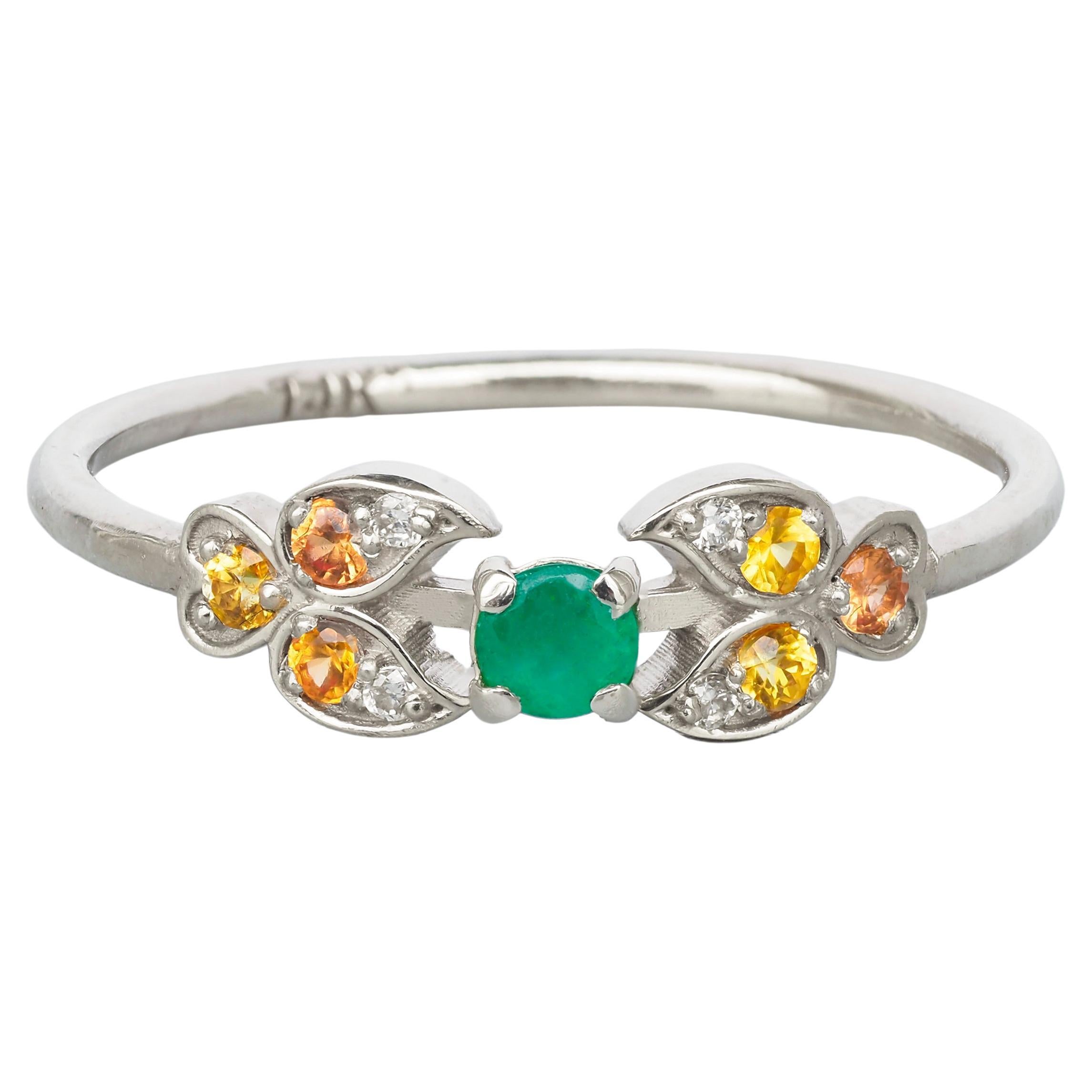 14k Gold Ring with Round Emerald, Diamonds and Sapphires For Sale