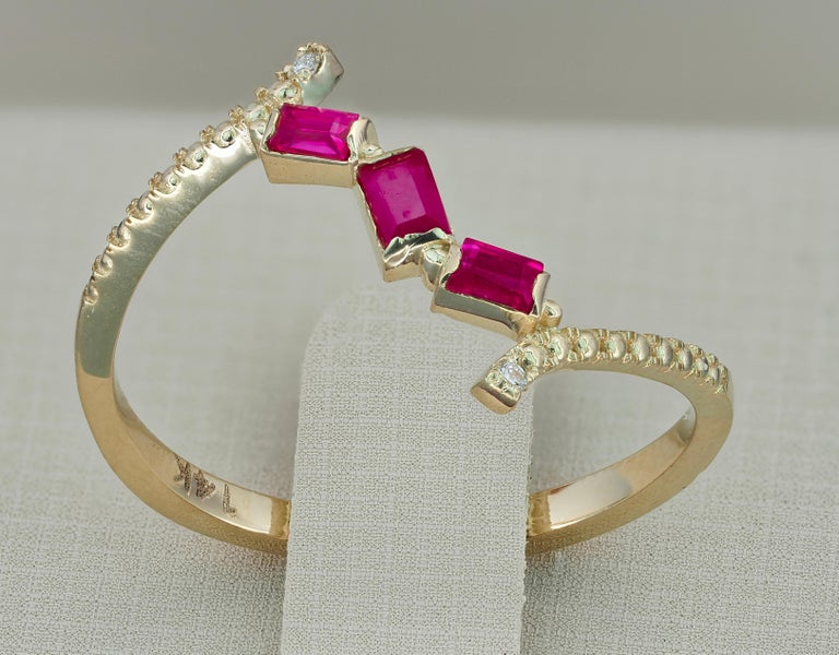 For Sale:  14k Gold Ring with Rubies and Diamonds 5