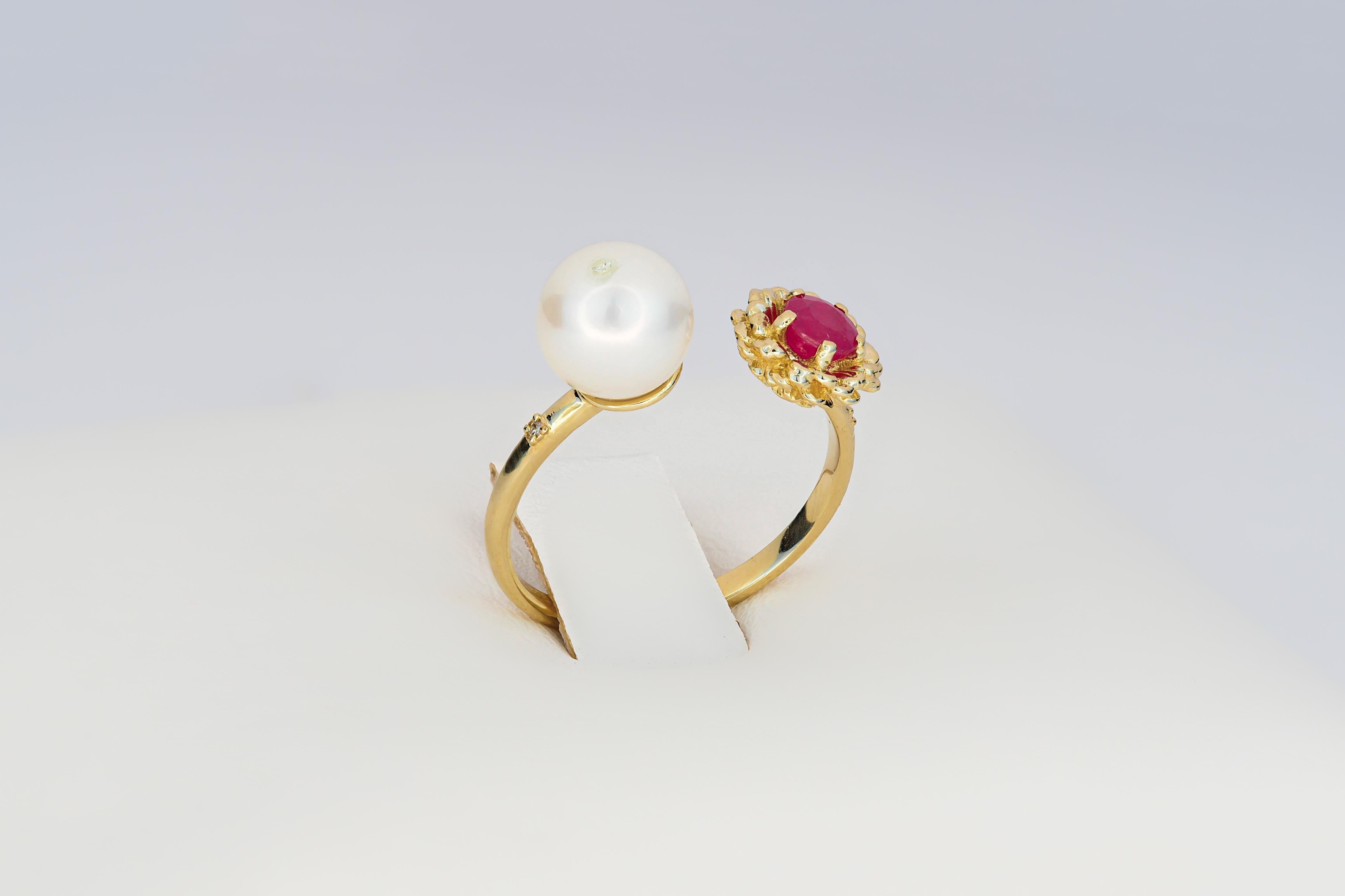 Im Angebot: 14 Karat Gold Ring mit Rubin, Perle und Diamant, Blumenring () 3