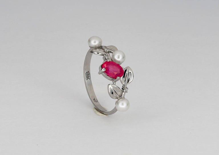 For Sale:  14k Gold Ring with Ruby, Pearls and Diamonds. July birthstone ruby ring 8