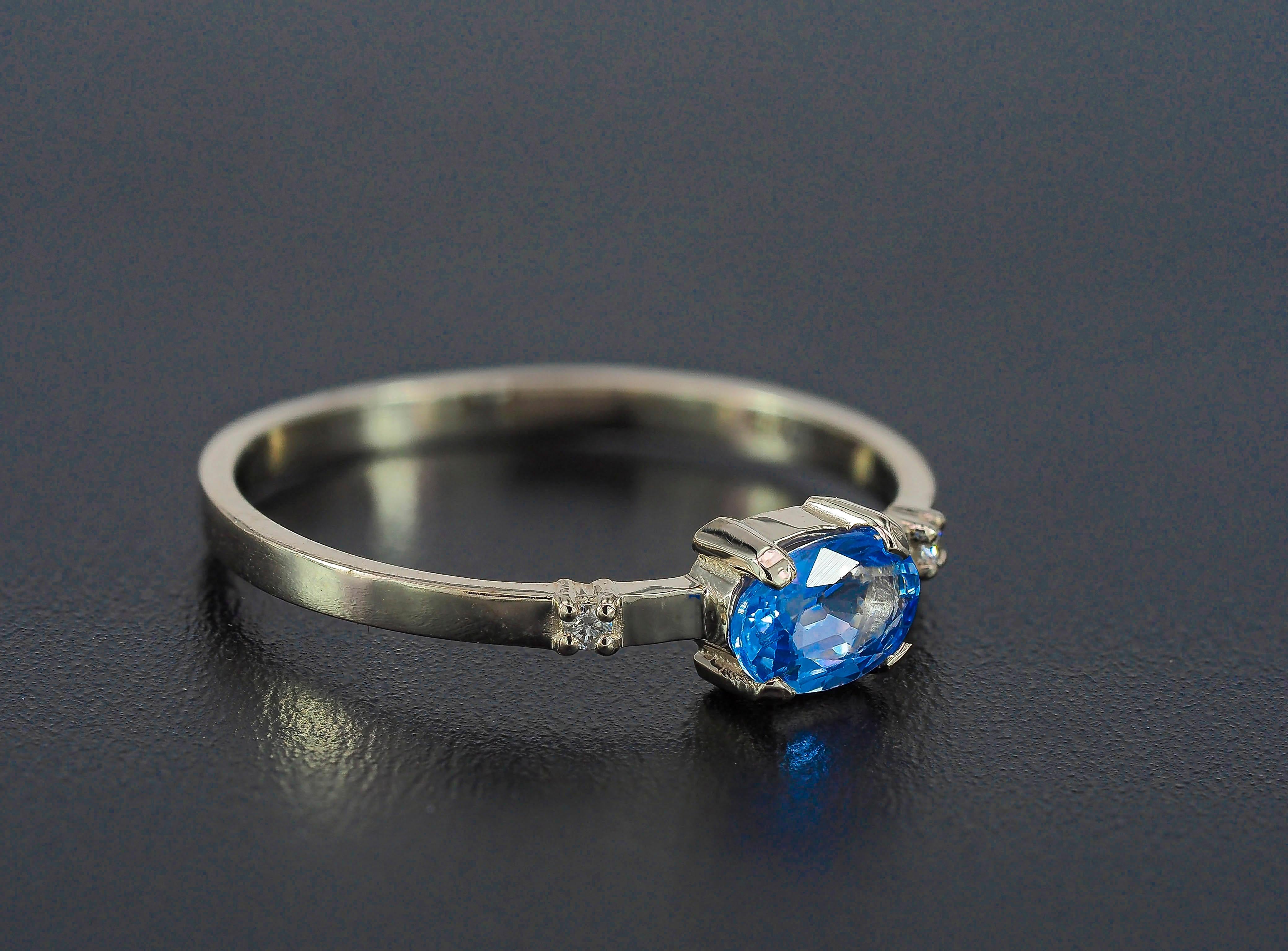 For Sale:  14k Gold Ring with Sapphire and Diamonds 2