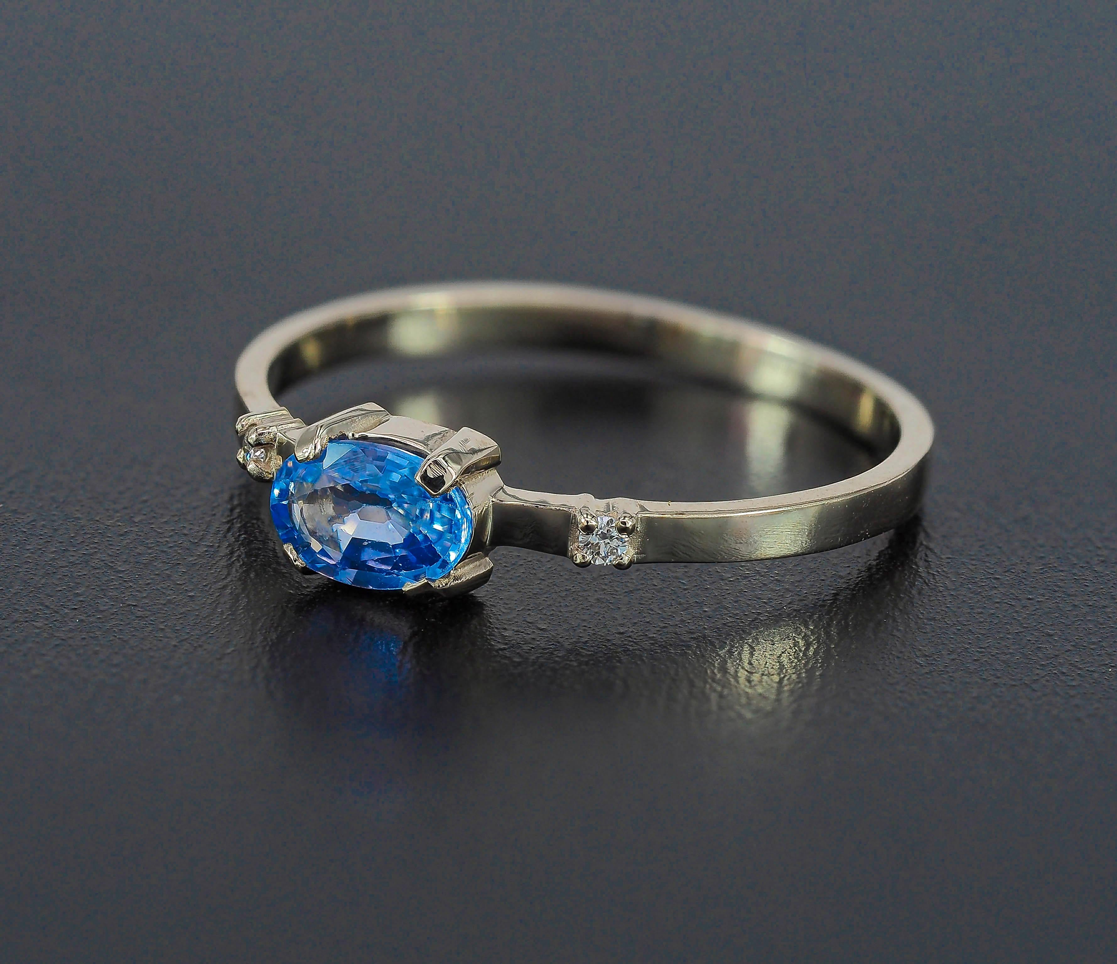 For Sale:  14k Gold Ring with Sapphire and Diamonds 4