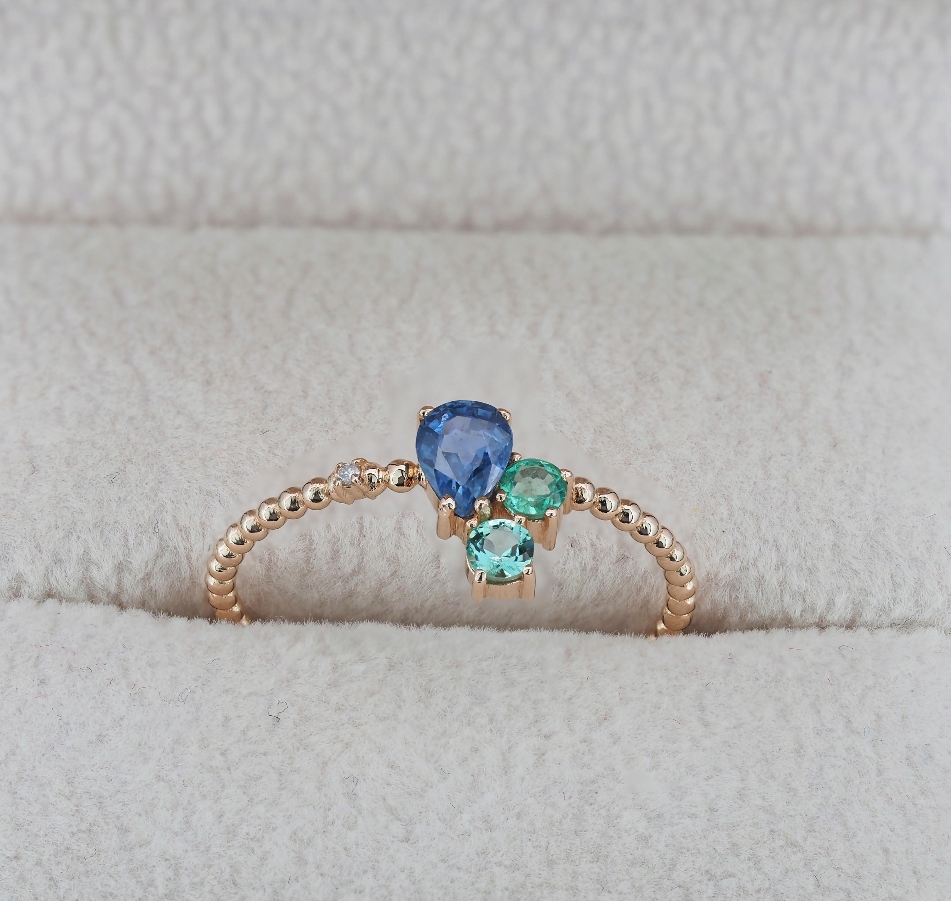 14k Gold Ring with Sapphire, Emeralds and Diamond In New Condition In Istanbul, TR