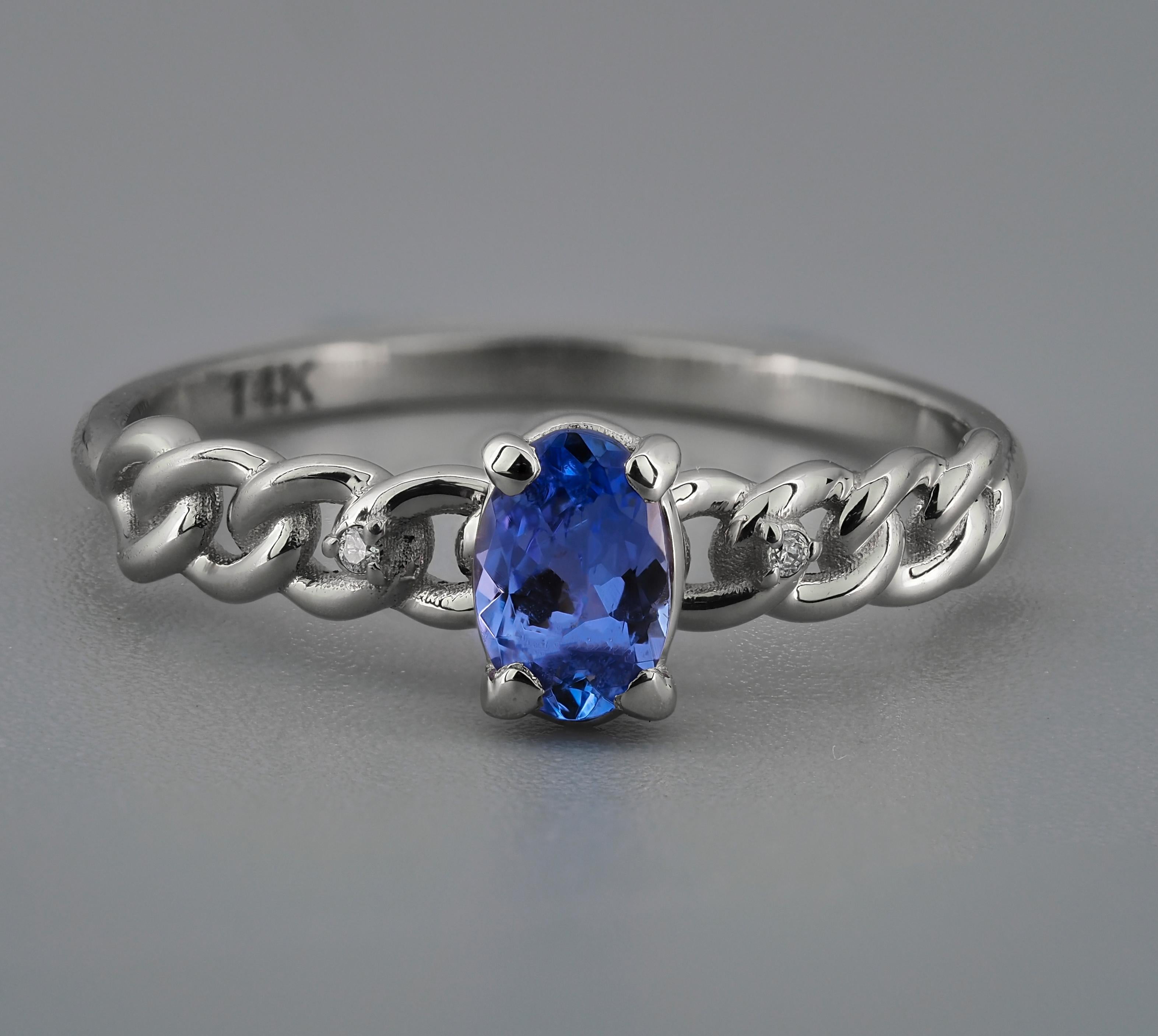 For Sale:  14k Gold Ring with Oval Tanzanite and Diamonds 3