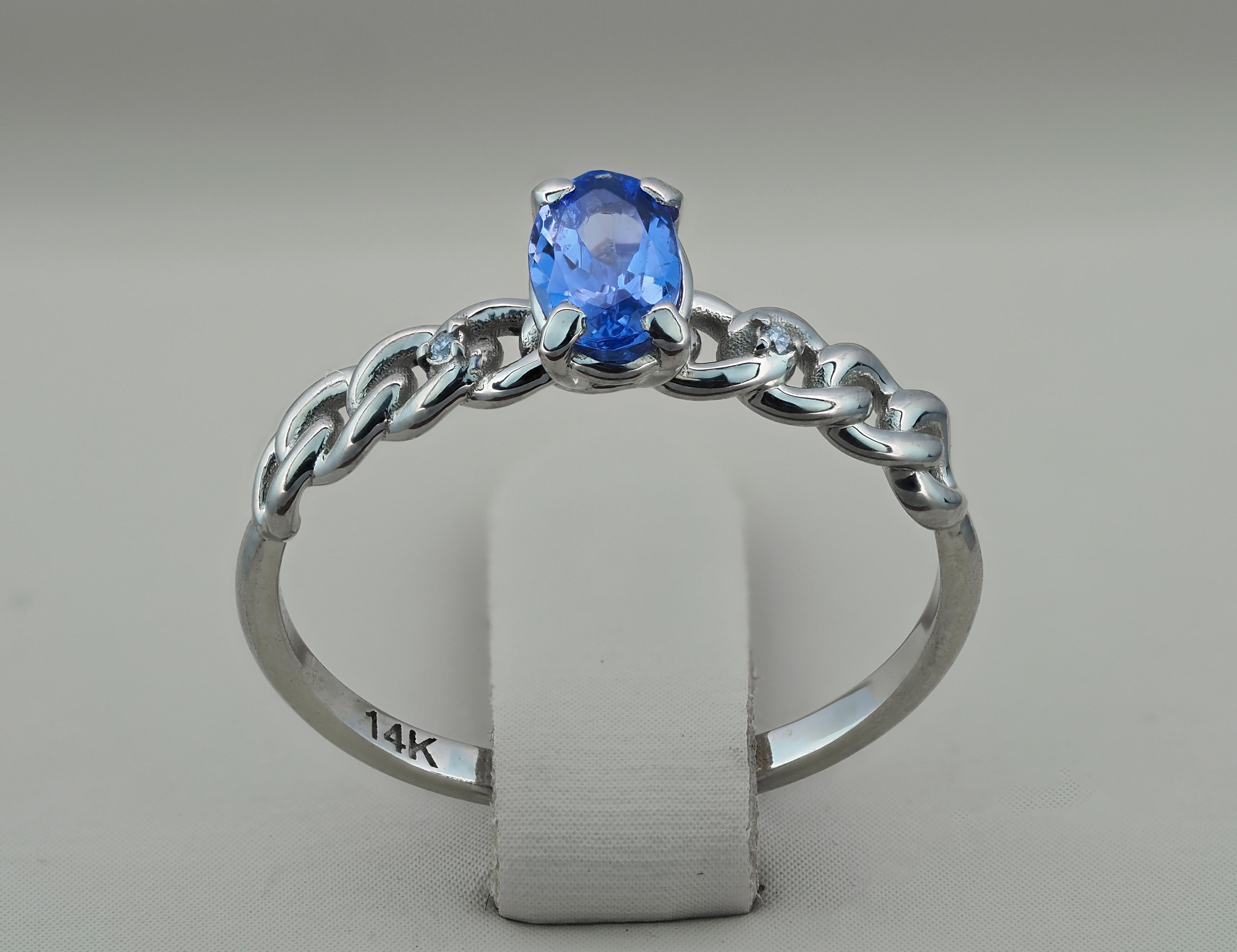 For Sale:  14k Gold Ring with Oval Tanzanite and Diamonds 6