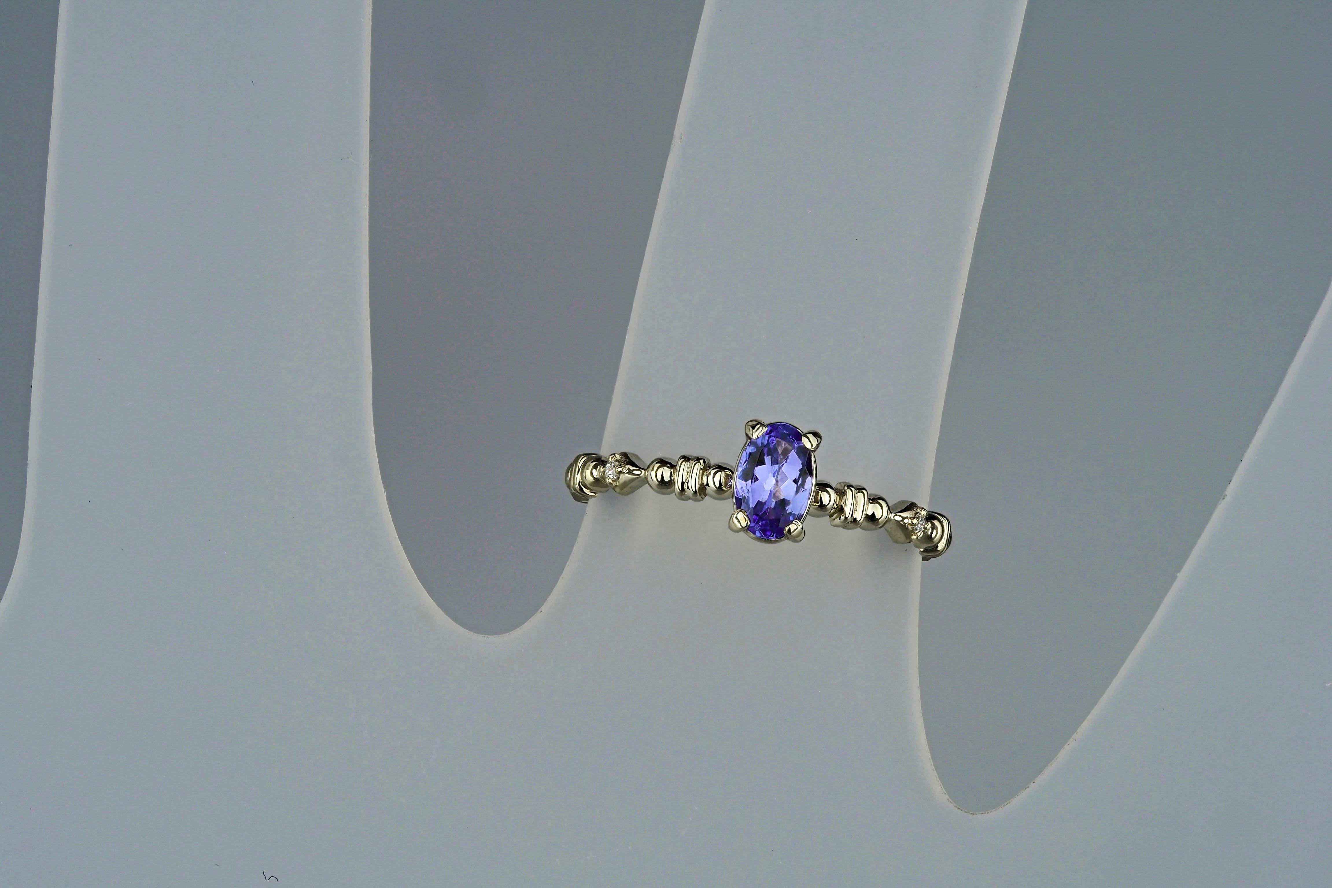 For Sale:  14k Gold Ring with Tanzanite and Diamonds 9