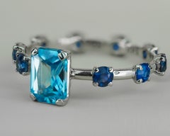 14k Gold Ring with Topaz and Sapphires