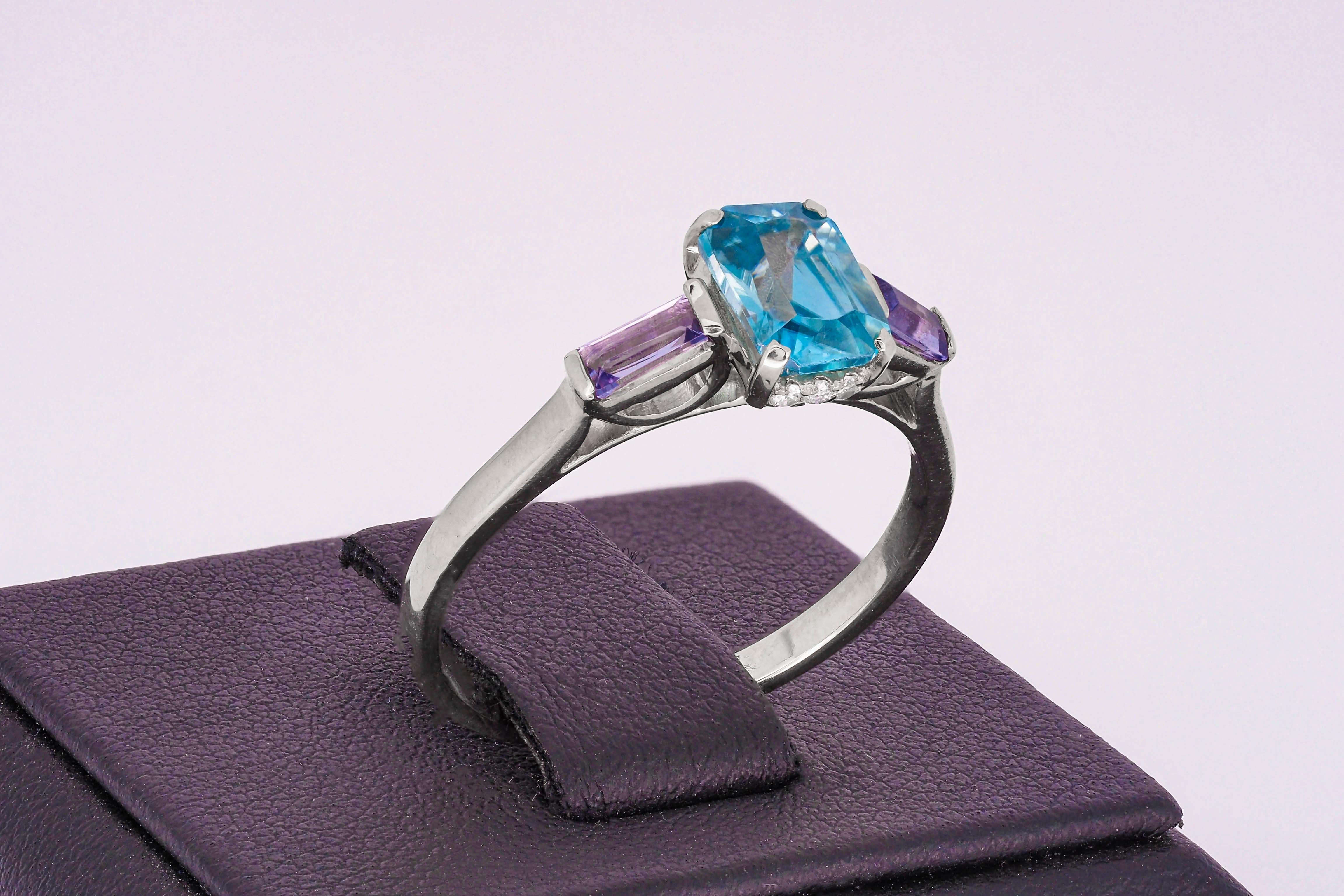 For Sale:  14k Gold Ring with Topaz, Iolite and Diamonds 2