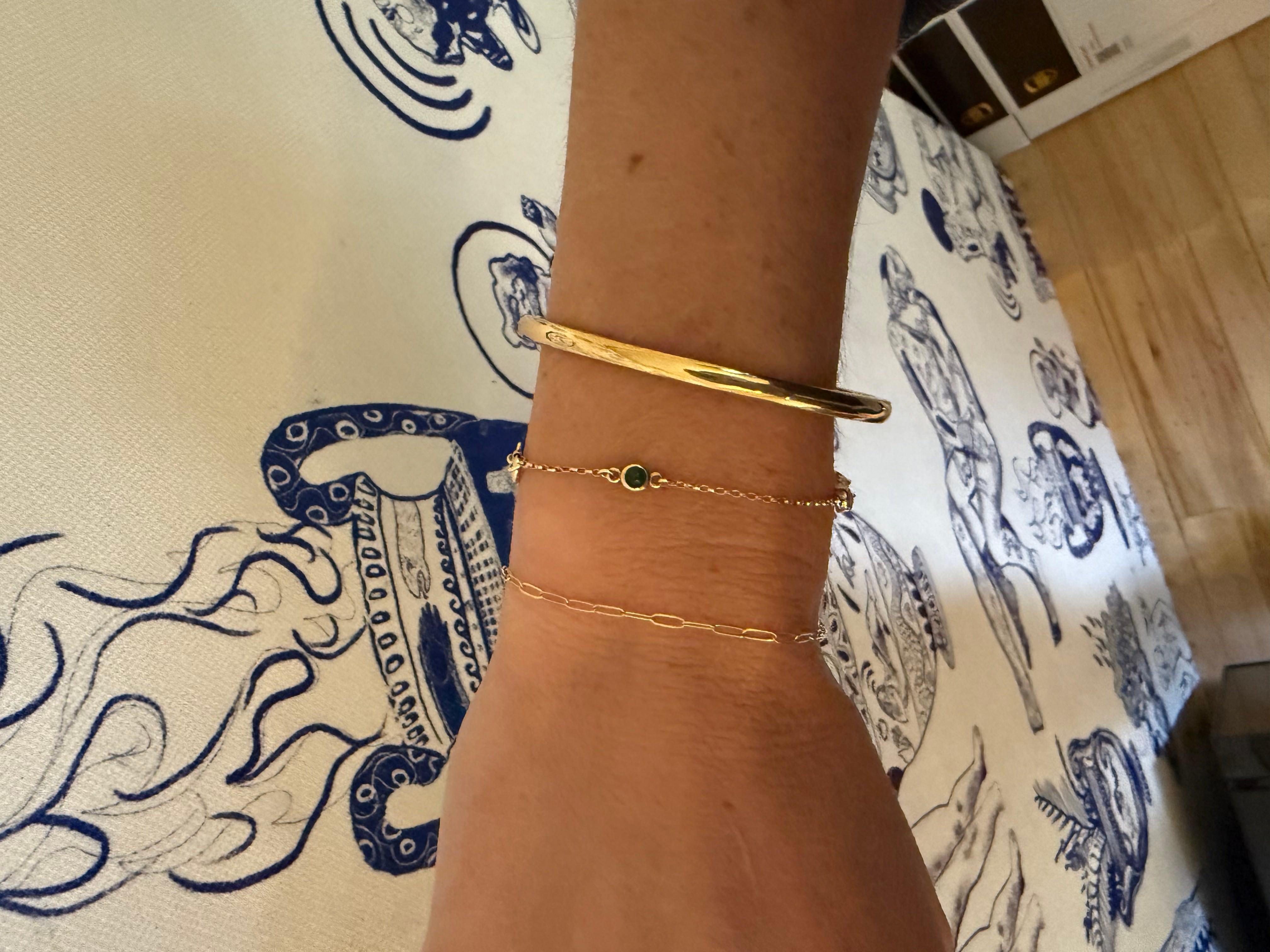 Modern 14k Gold Round Bangle For Sale