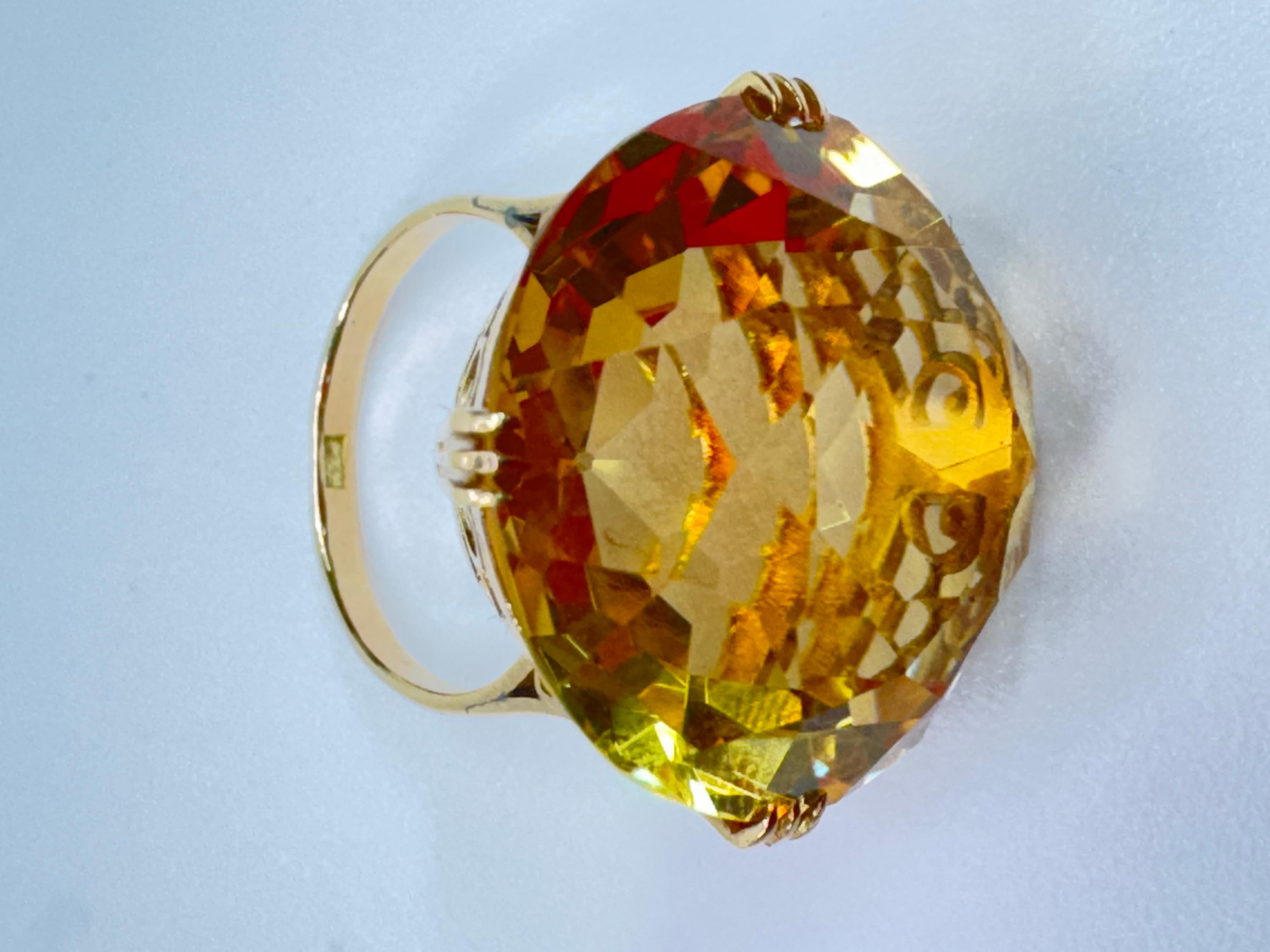 Bague en or 14k avec citrine ronde à facettes Bon état - En vente à Palm Desert, CA
