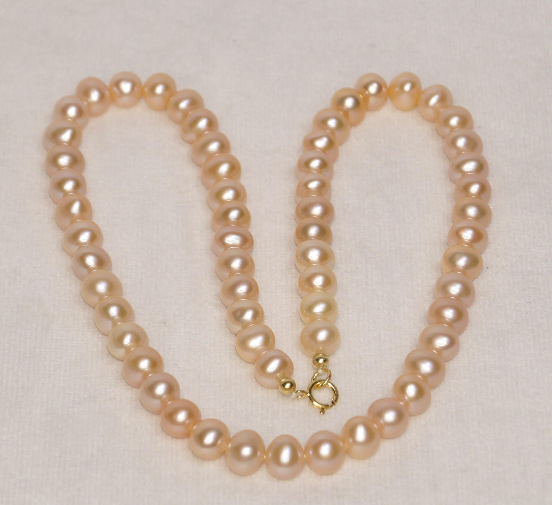 Women's or Men's 14k Gold Round Golden Pearl necklace 8mm Freshwater Golden Pearl Party necklace For Sale