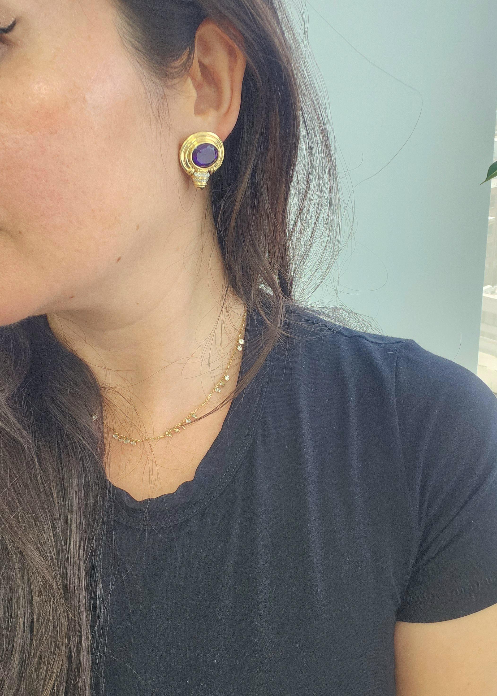 Contemporaneo Orecchini anni '90 in oro 14K con ametista viola reale e diamanti in vendita