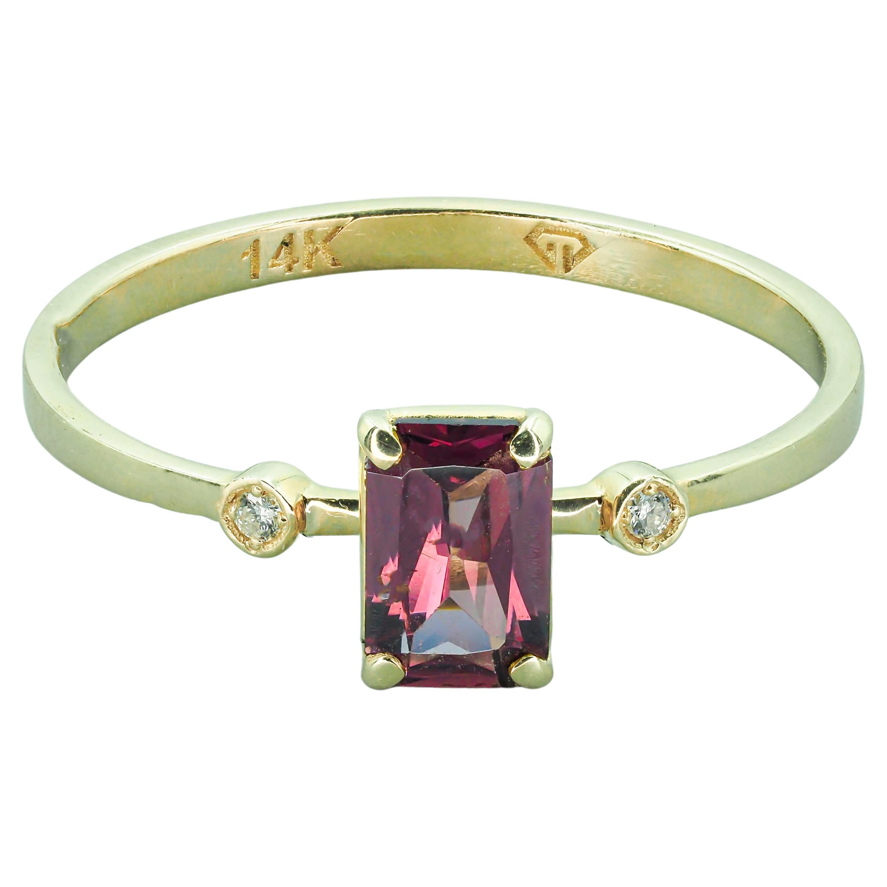 Spinel, Diamonds 14k gold ring