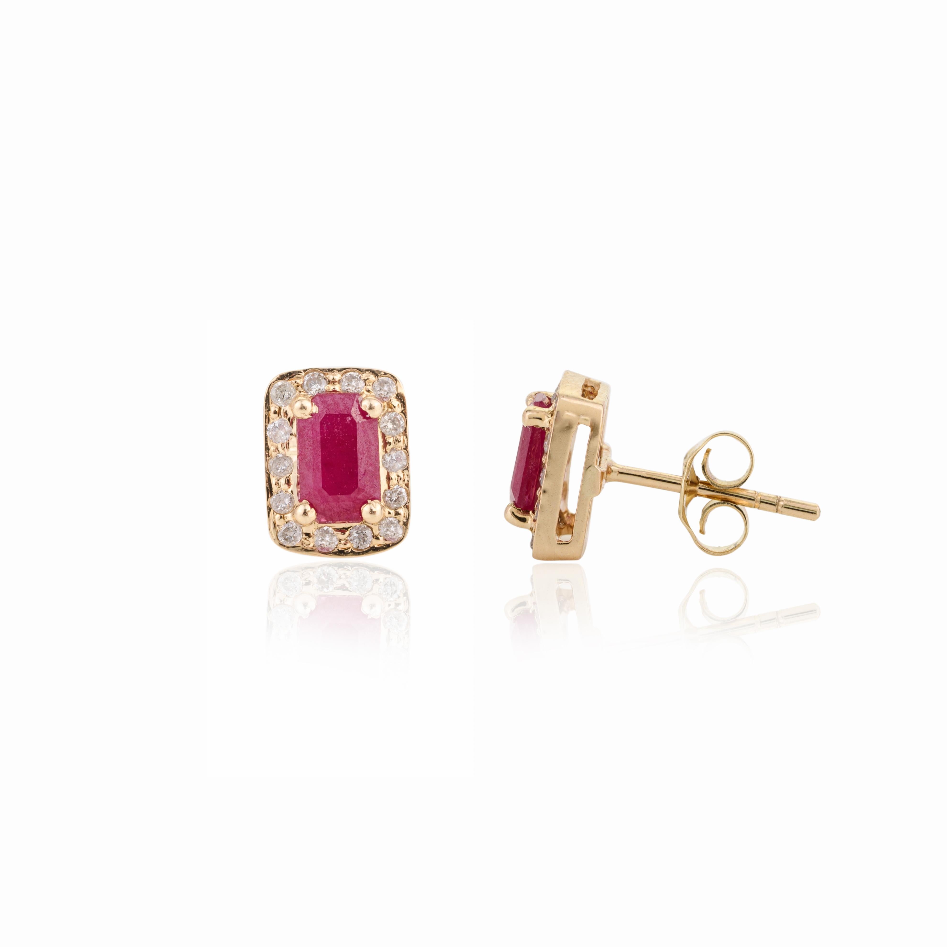 14k Gold Ruby Diamond Halo Stud Earrings Timeless Jewelry for Her In New Condition For Sale In Houston, TX