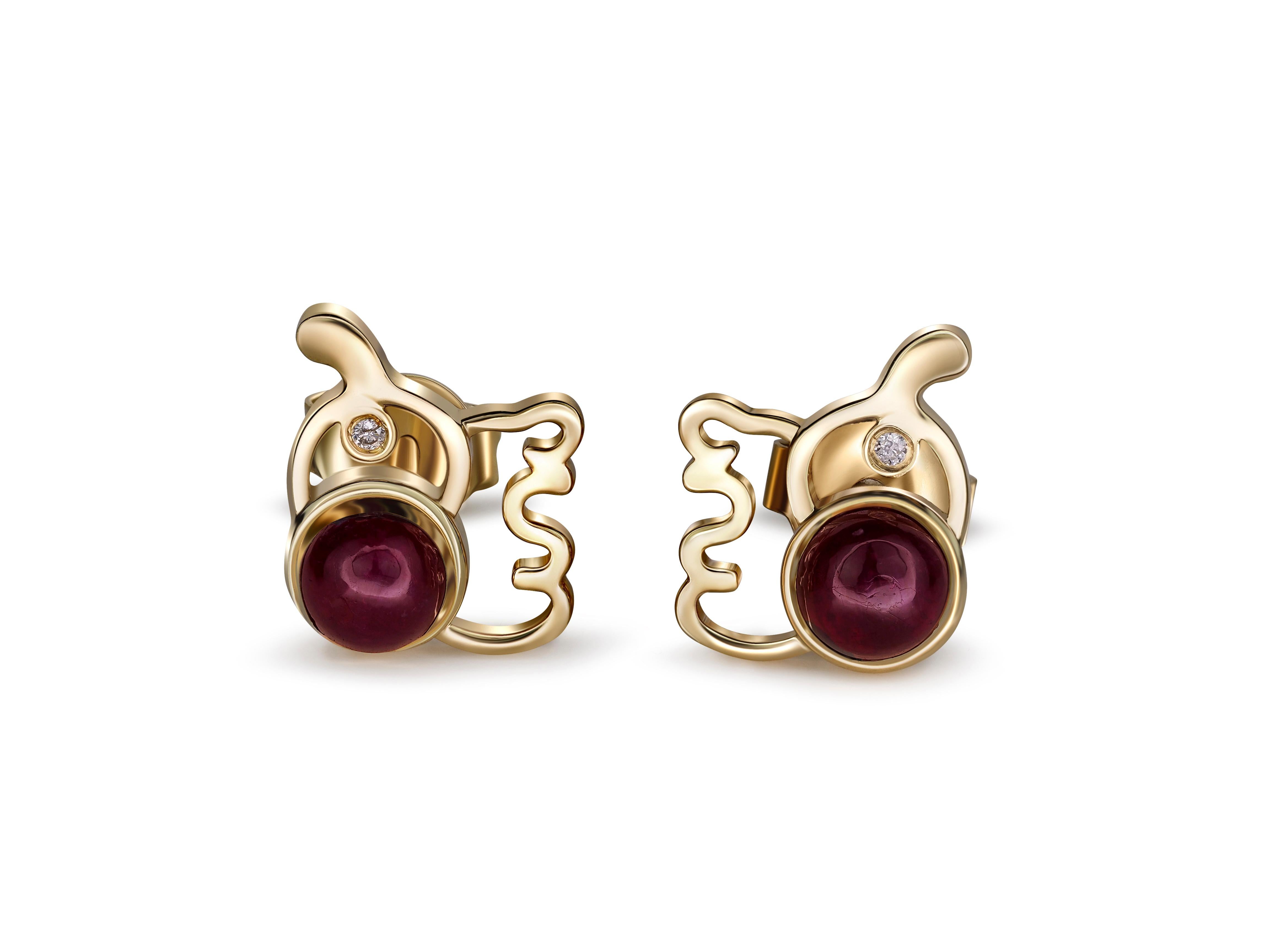 14k Gold Ruby Earrings Studs.  In New Condition For Sale In Istanbul, TR