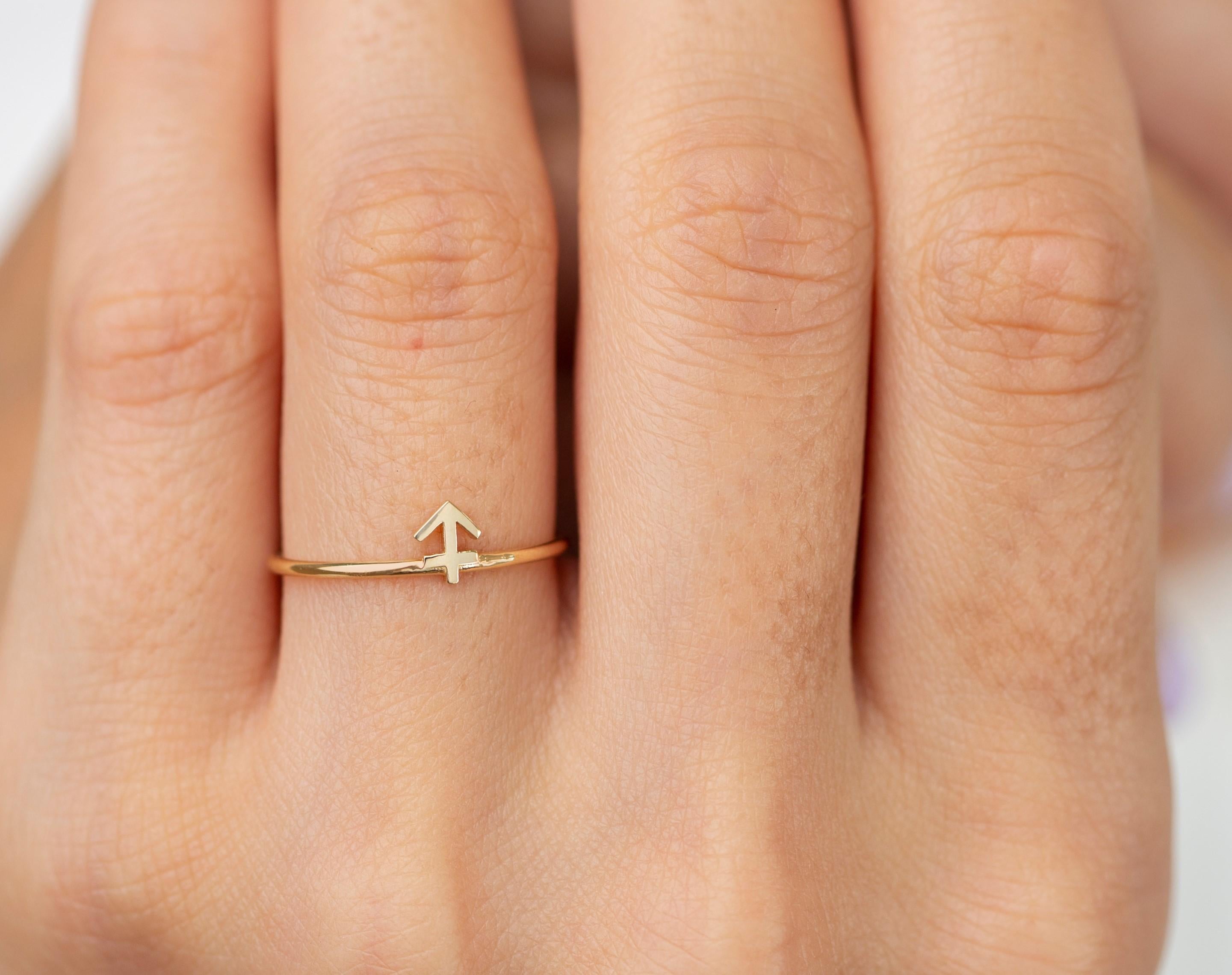 For Sale:  14K Gold Sagittarius Ring, Sagittarius Sign Gold Ring 4