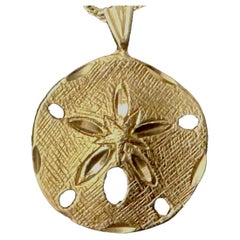 Vintage 14K Gold Sand Dollar Pendant
