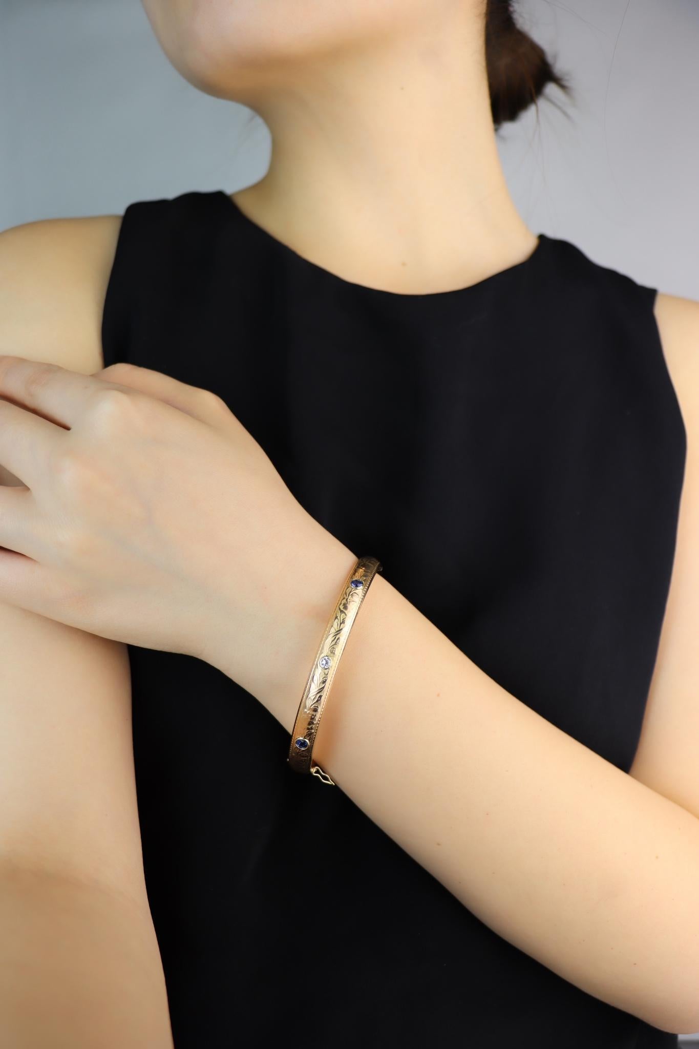 Pulsera Zafiro Diamante Oro 14K

Marcado:
14K

Dimensiones aproximadas:
18,8 cm (Longitud) 
0,8 cm (Anchura)
20,1 gramos de peso.