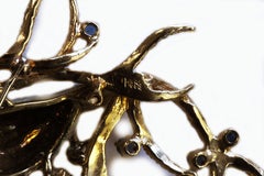 14 Karat Gold and Sapphire Vintage Brooch of Enameled Pair of Turtle Dove Birds