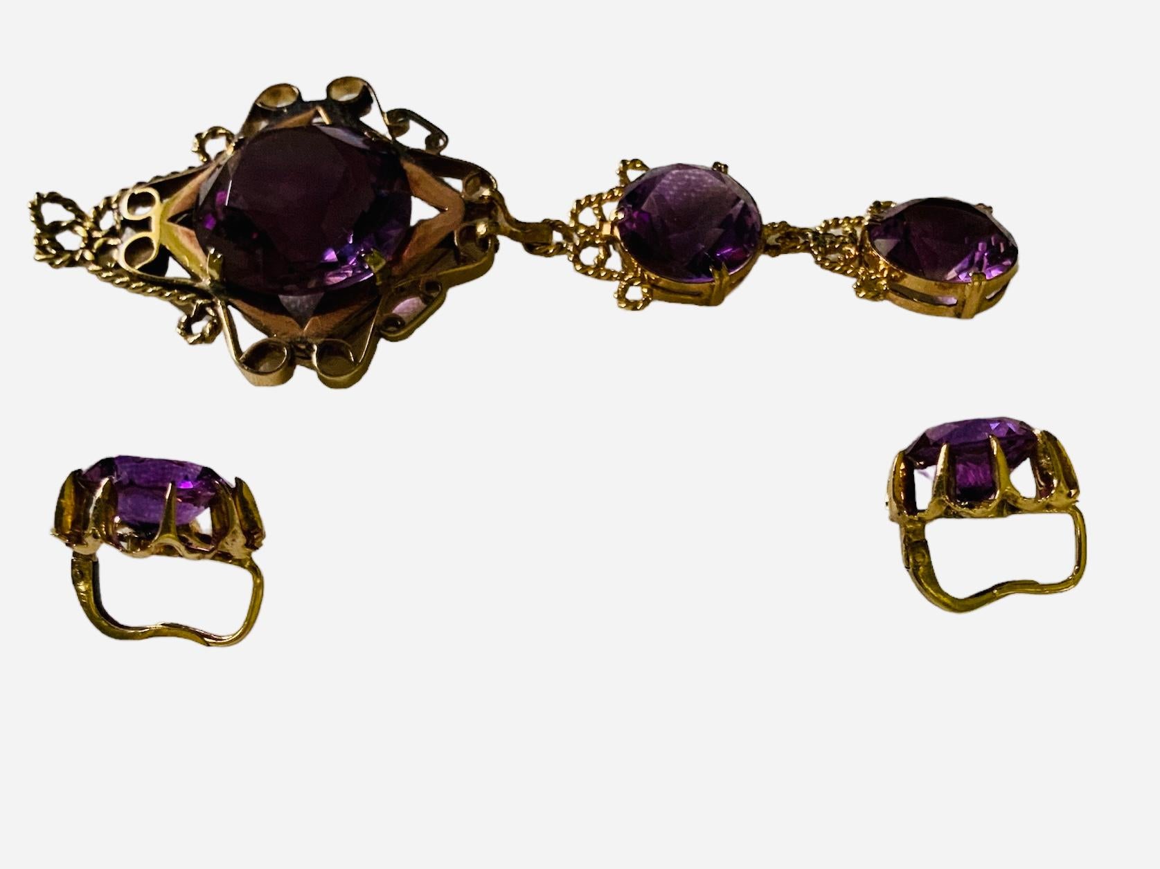 Women's 14K Gold Set Of Amethyst Pendant And Pair Of Earrings For Sale