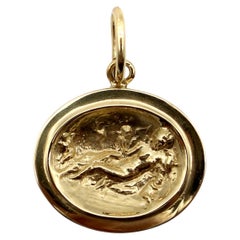 14K Gold Signature Classical Revival Aphrodite Medallion