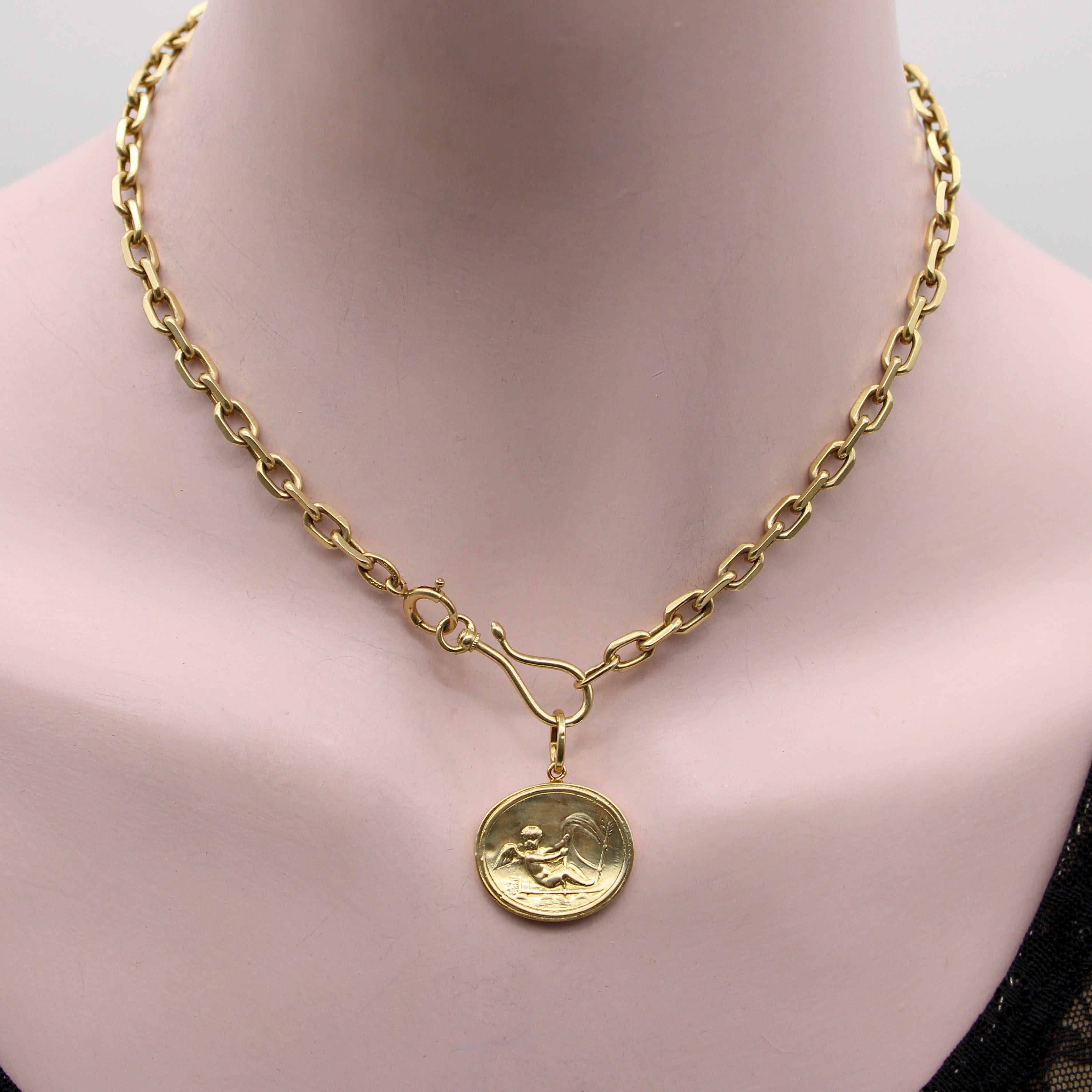 14K Gold Signature Classical Revival Cupid Medallion In New Condition For Sale In Venice, CA