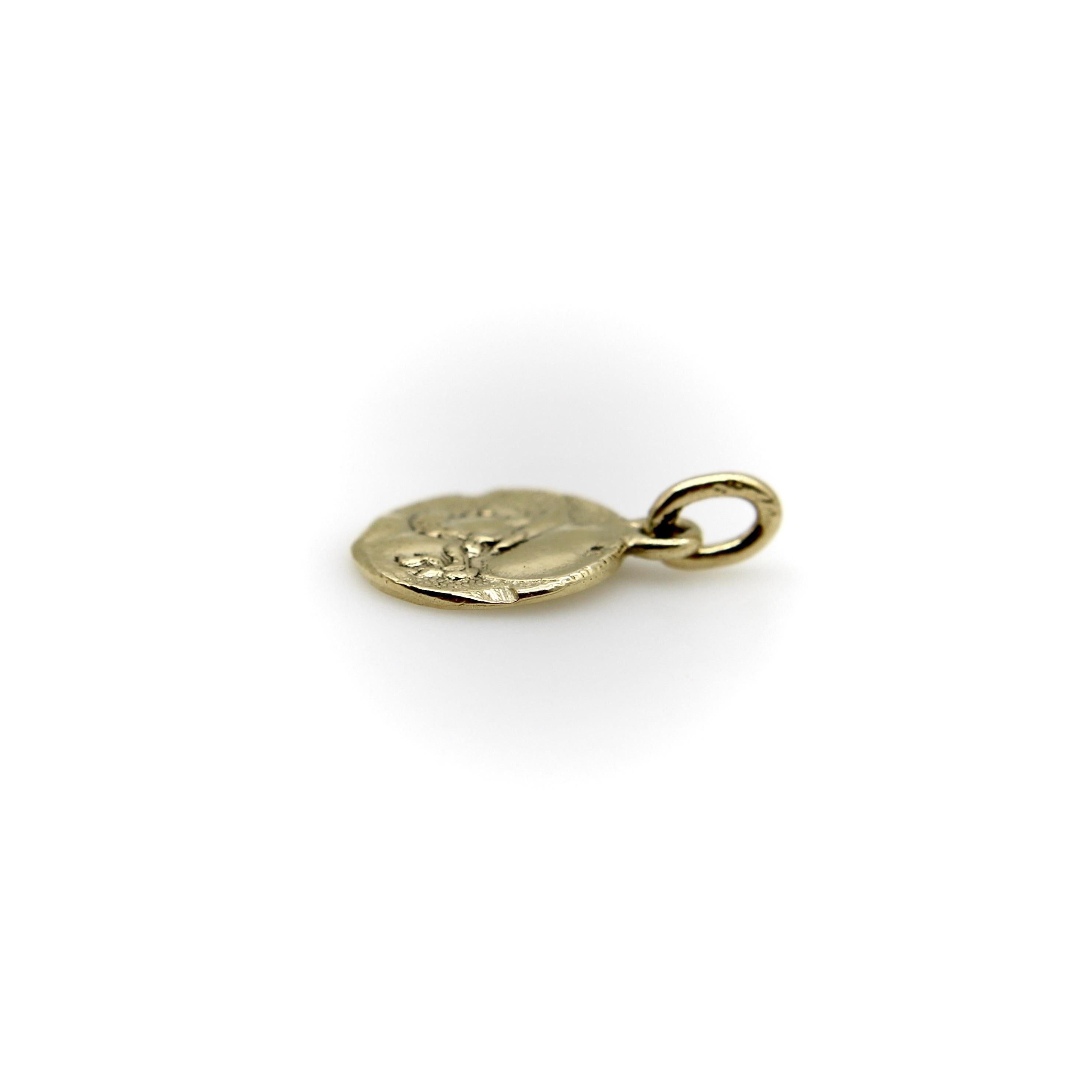 Pendentif en or 14K Signature Mars Warrior Neuf - En vente à Venice, CA