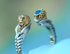 Scull ring with blue sapphires