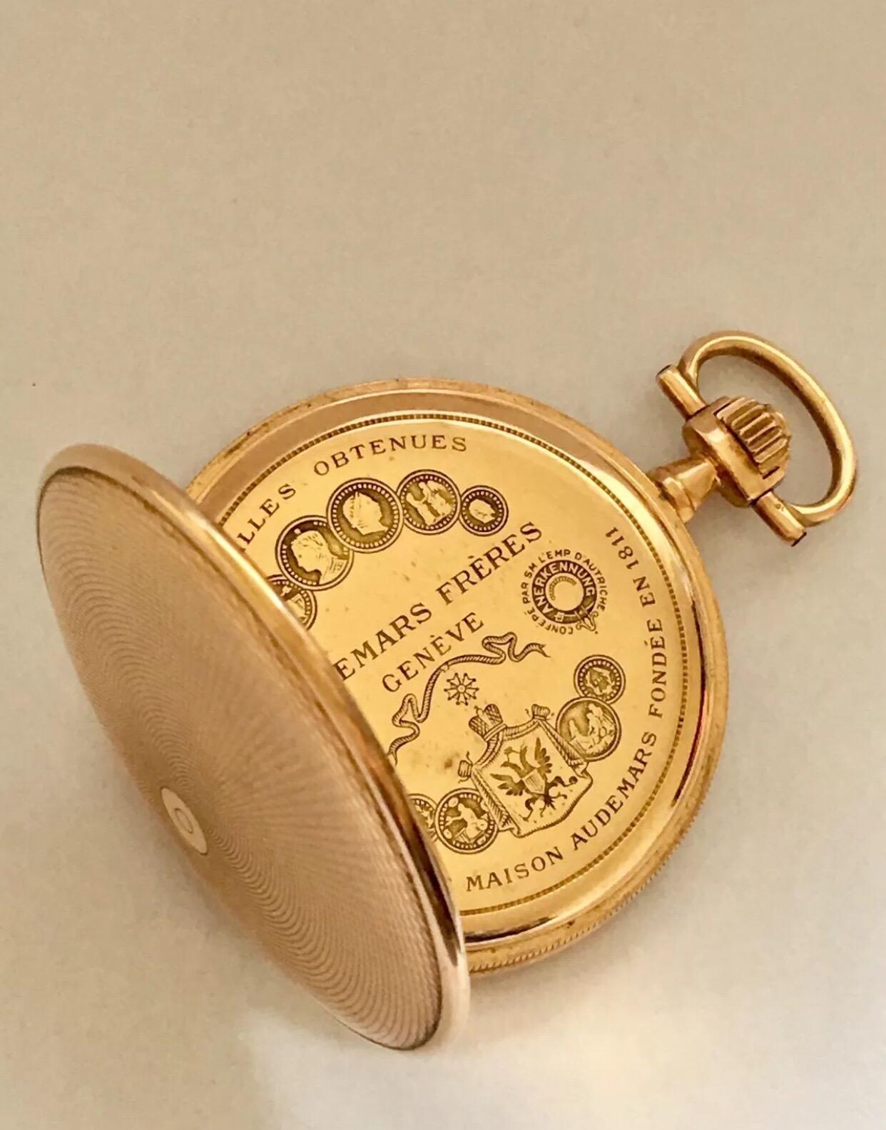 This fine antique pocket watch features a double full hunter case with elegant engine turned decoration. With its beautiful gold dial and numeric numbers and a seconds sub-dial. The movement is stem wound, stem set, completely gilt The elegantly