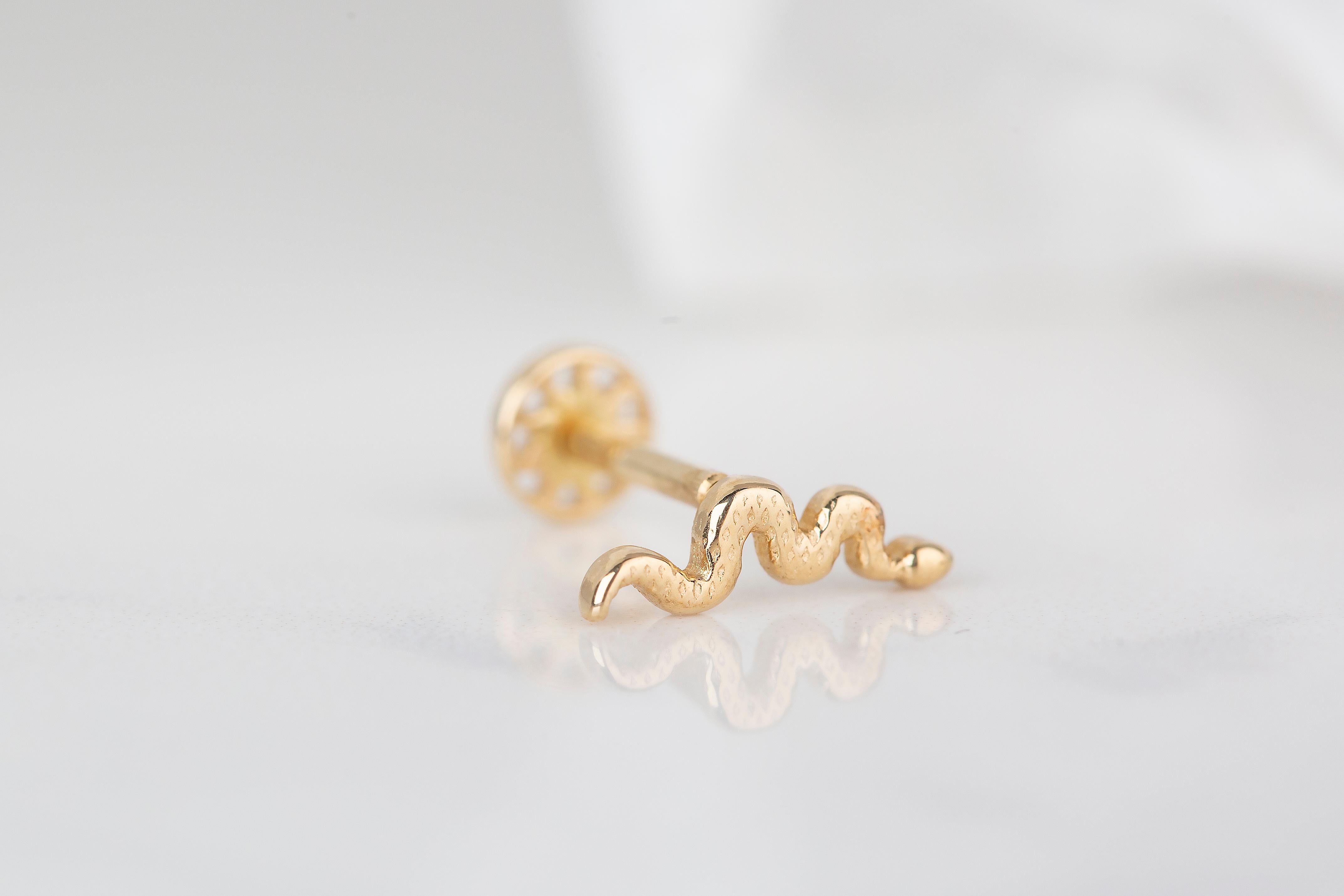Modern 14K Gold Snake Piercing, Gold Stud Snake Earring For Sale