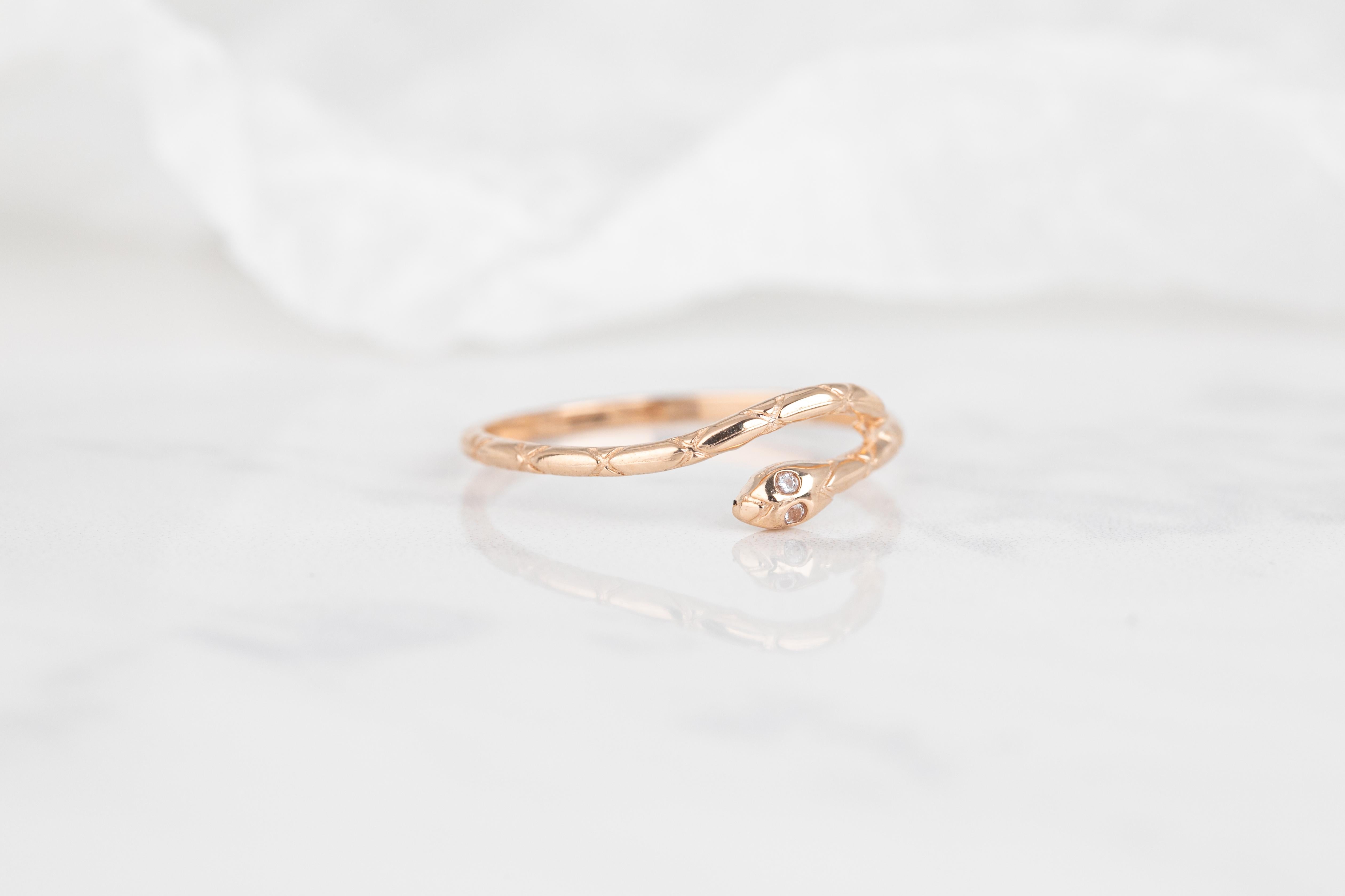 For Sale:  14k Gold Snake Ring, Serpent Shape Pinky, Stackable Ring with Moissanite 2