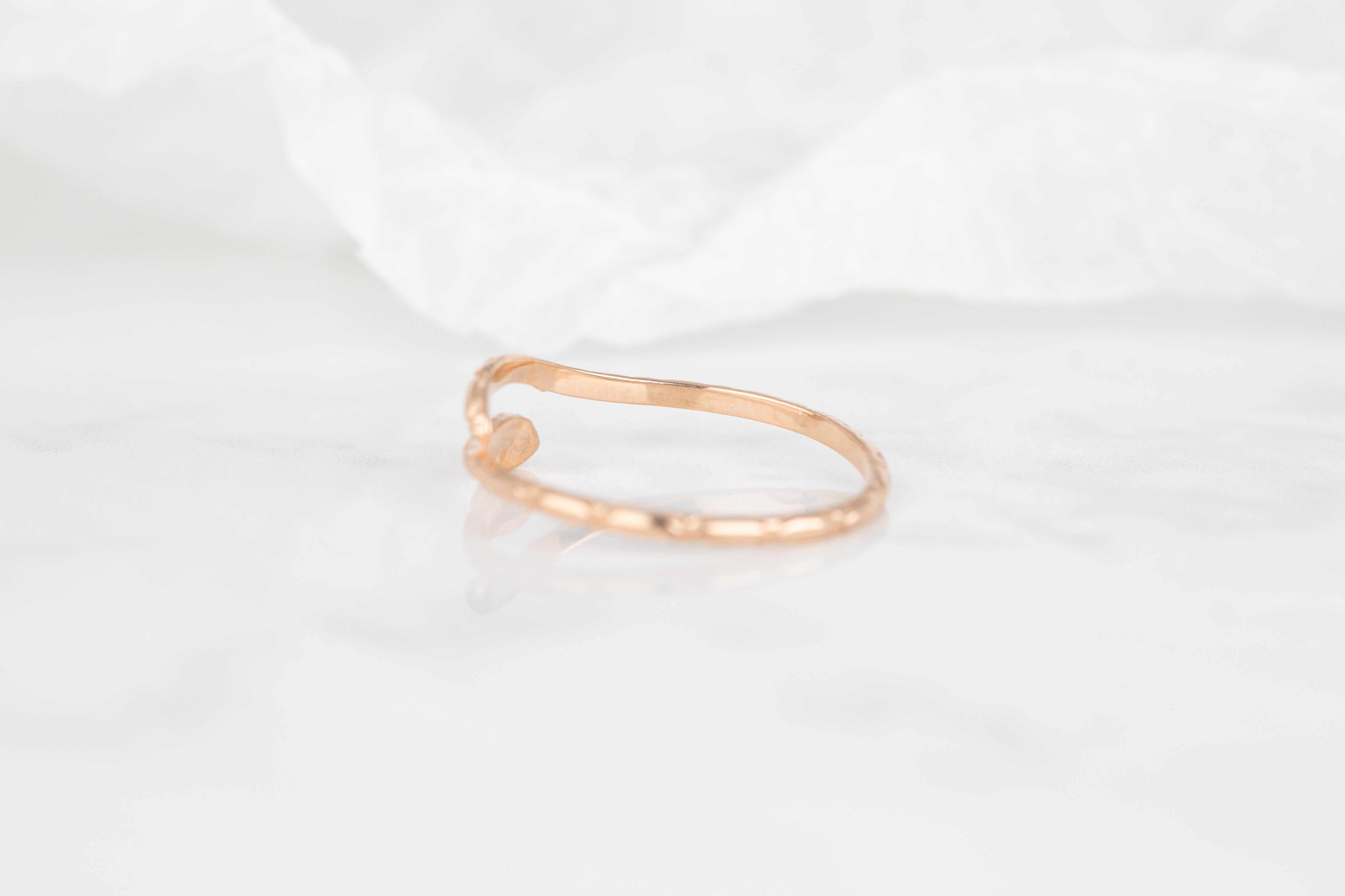 For Sale:  14k Gold Snake Ring, Serpent Shape Pinky, Stackable Ring with Moissanite 4