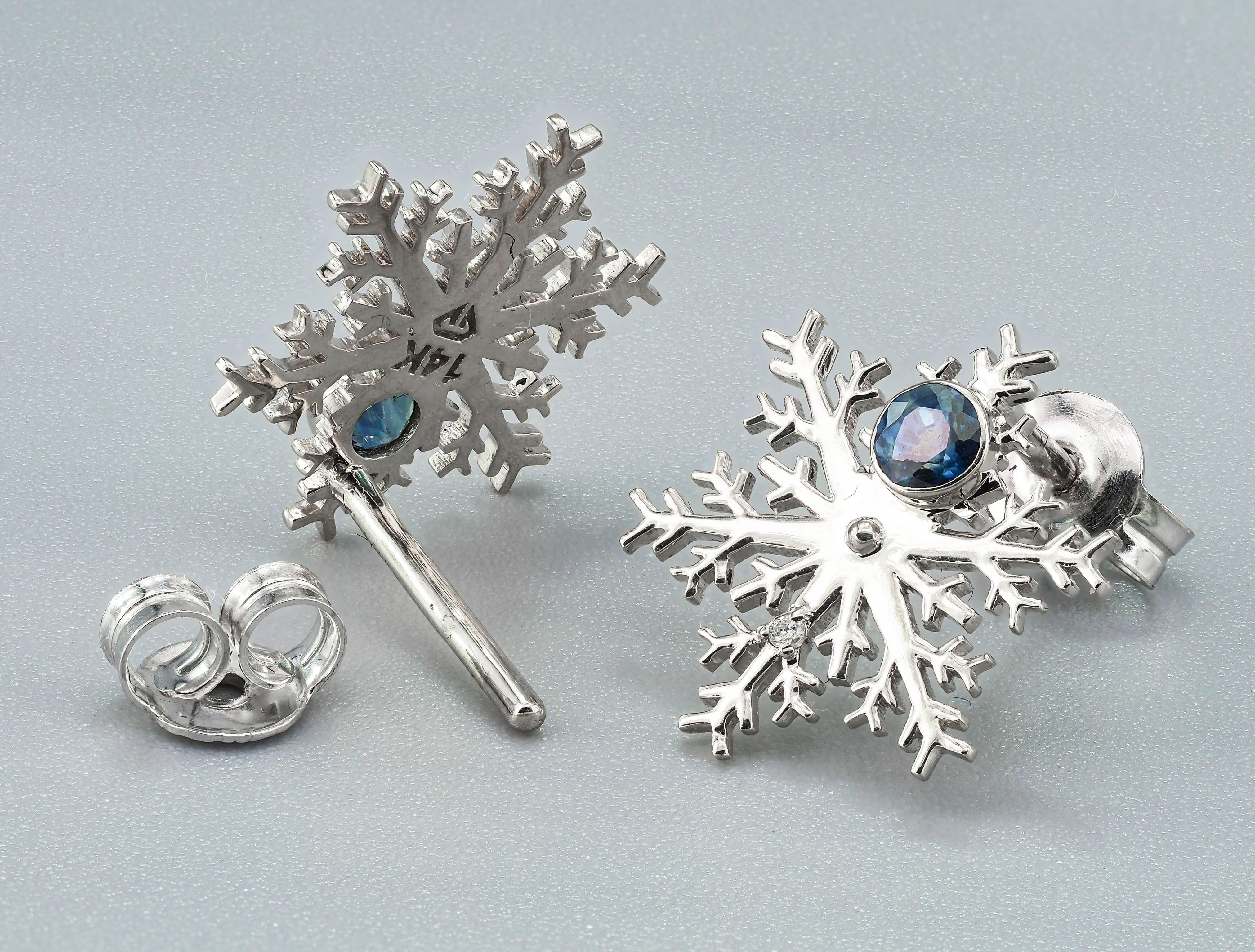 snowflake earrings studs
