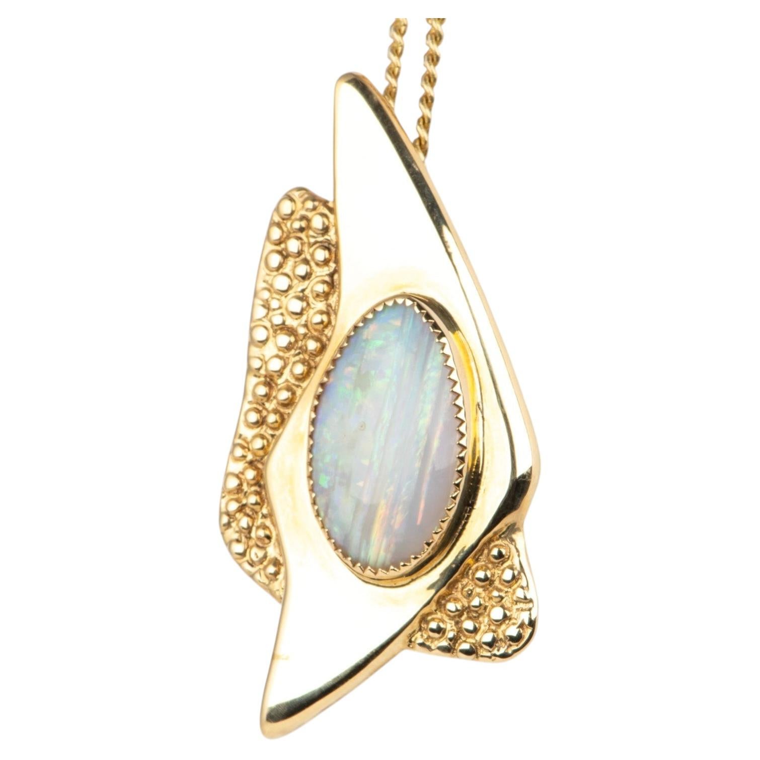 14K Gold Solid Australian Opal Tropical Fish Pendant Bright Red Flashes V1063 For Sale