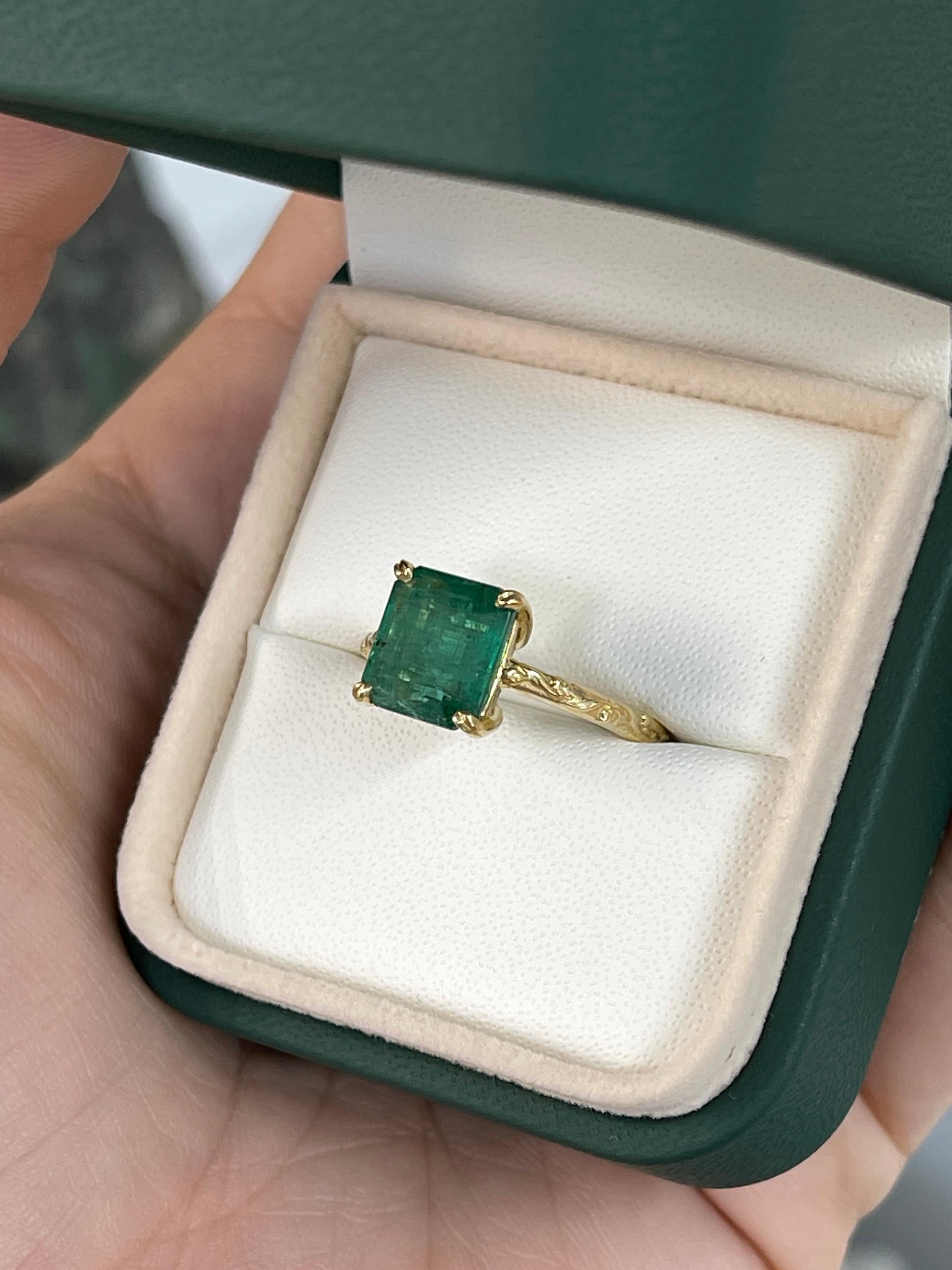 14K gold solitaire ring with 2.89 carat natural Asscher-cut emerald showcasing For Sale 1