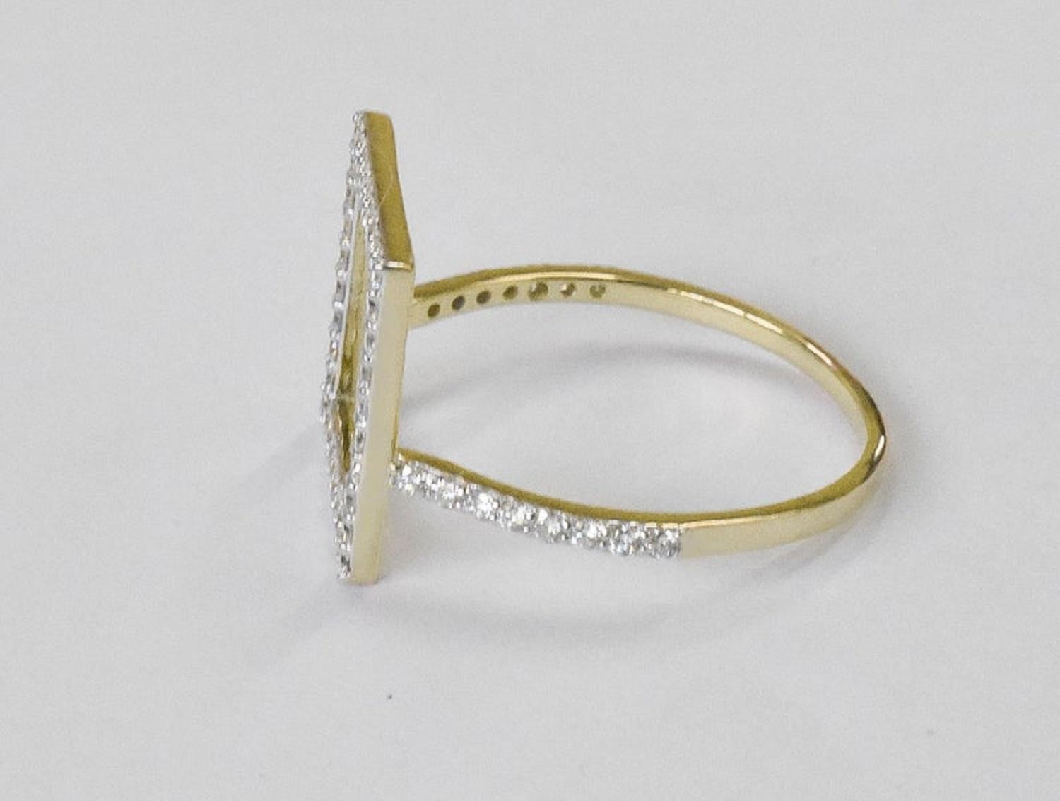 En vente :  Bague en or 14 carats avec diamant de forme géométrique 5