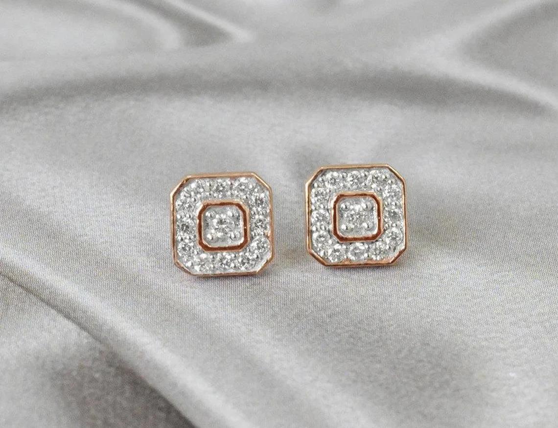 Modern 14k Gold Square Studs Diamond Emerald Cut Stud Earrings Diamond Cluster Stud For Sale