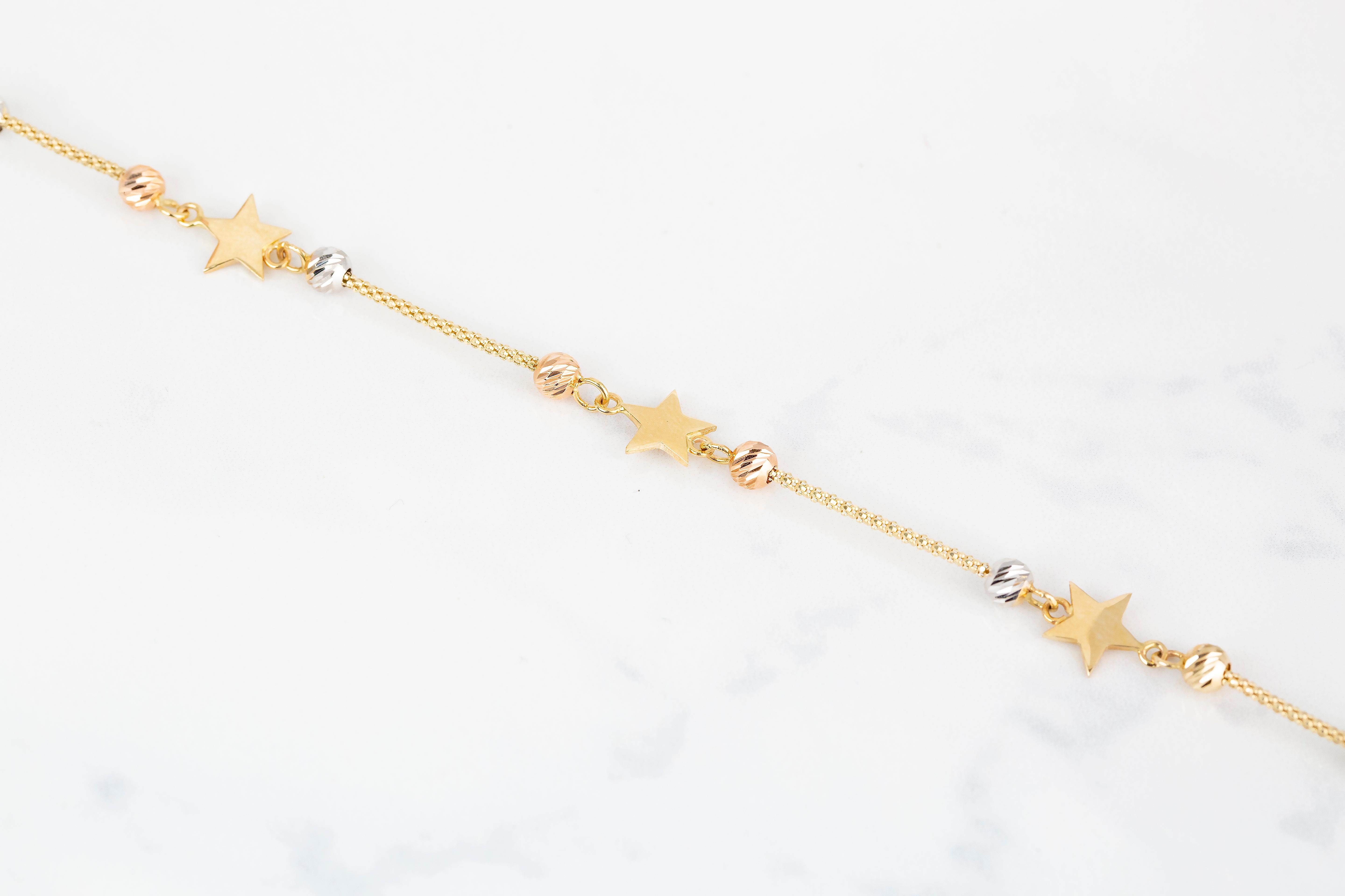 14K Gold Star Charms Dainty Beaded Bracelet For Sale 2
