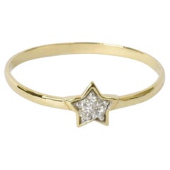 14k Gold Star Shaped Diamond Engagement Ring Delicate Wedding Ring