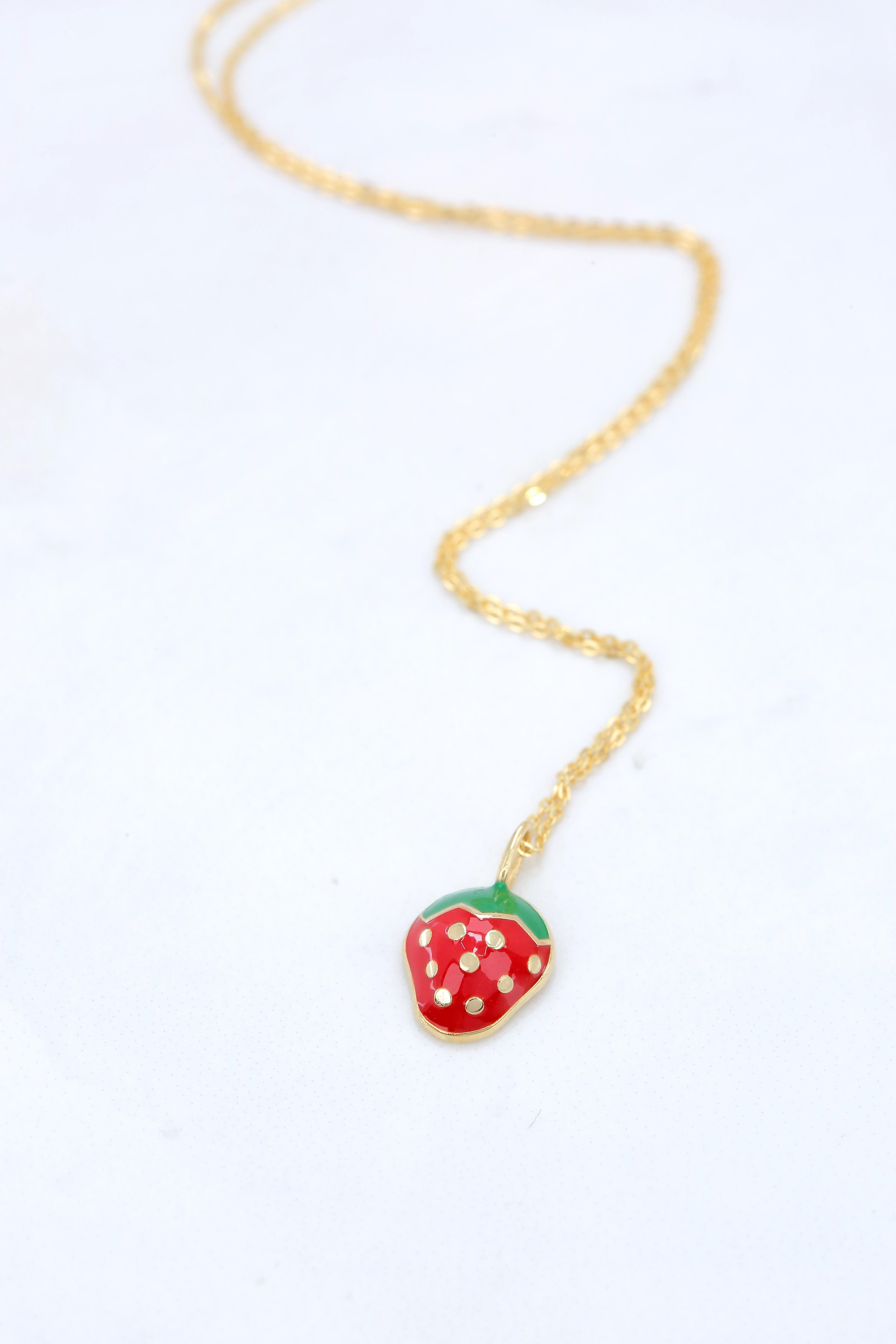 14K Gold Strawberry Necklace, Enamel Fruit Necklace In New Condition For Sale In ISTANBUL, TR