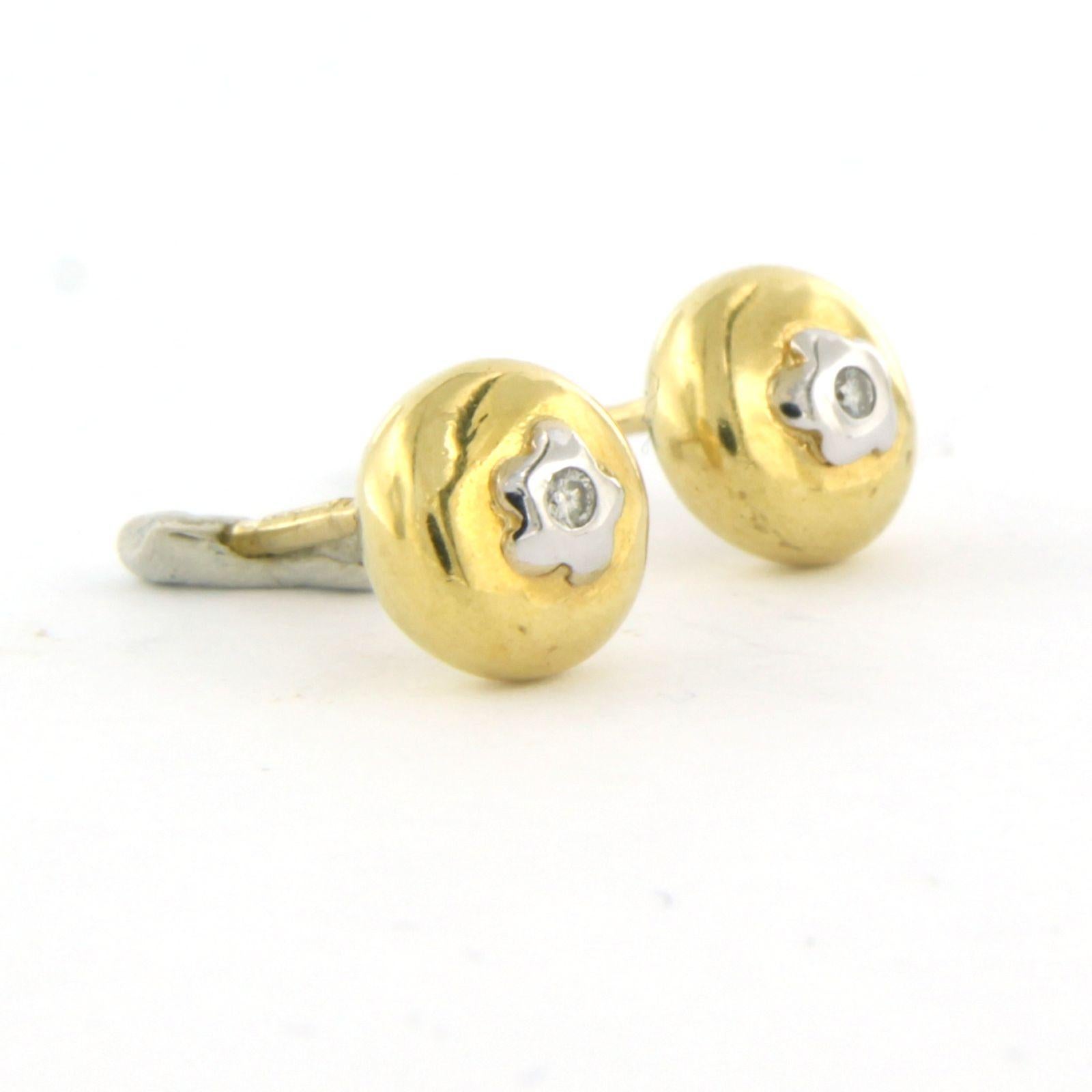Taille brillant Boucles d'oreilles en or 14k avec diamant taille brillant jusqu'à 0.02ct 3.5 grammes en vente